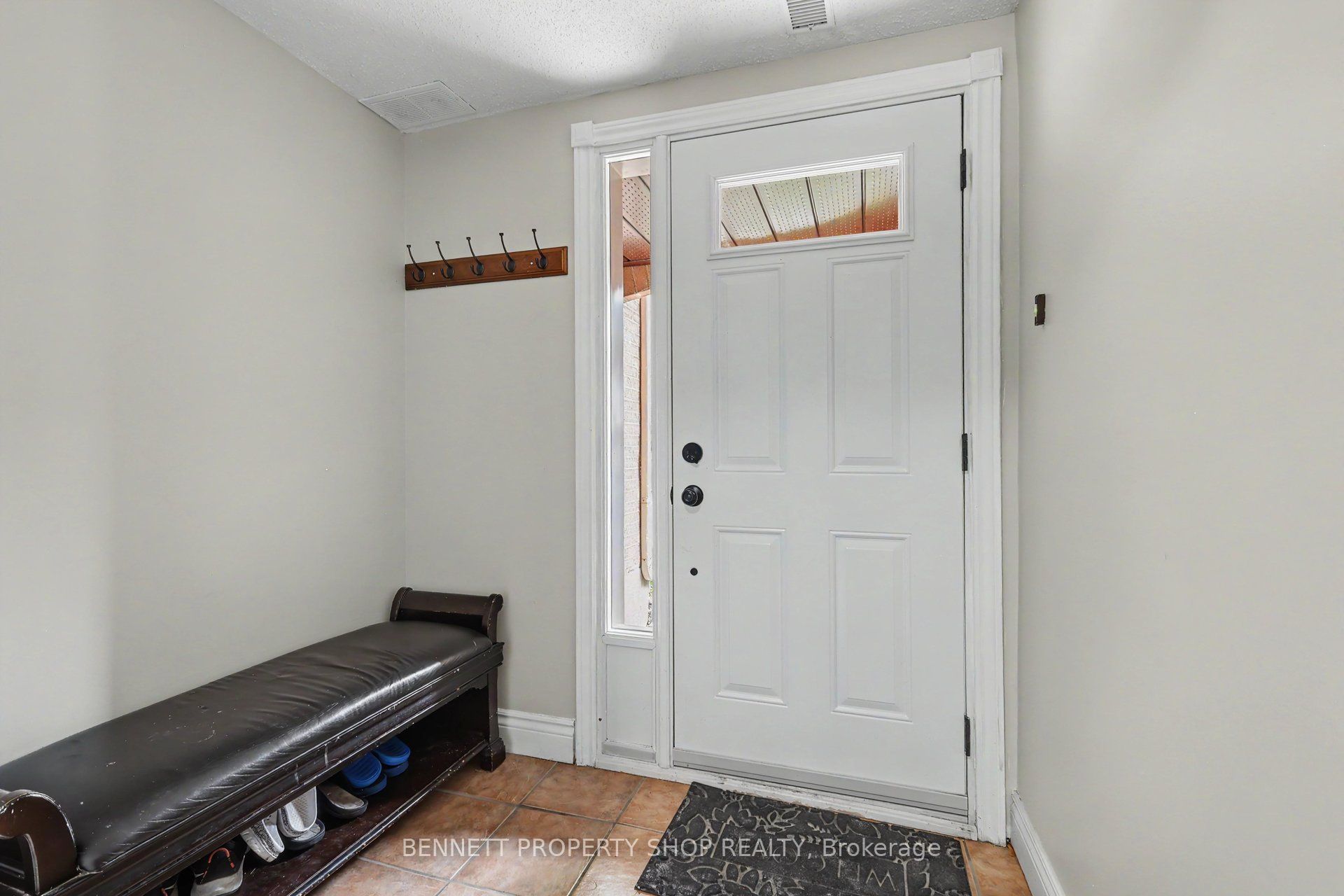 19 Lightfoot Place, Kanata, ON K2L 3M6 photo 3
