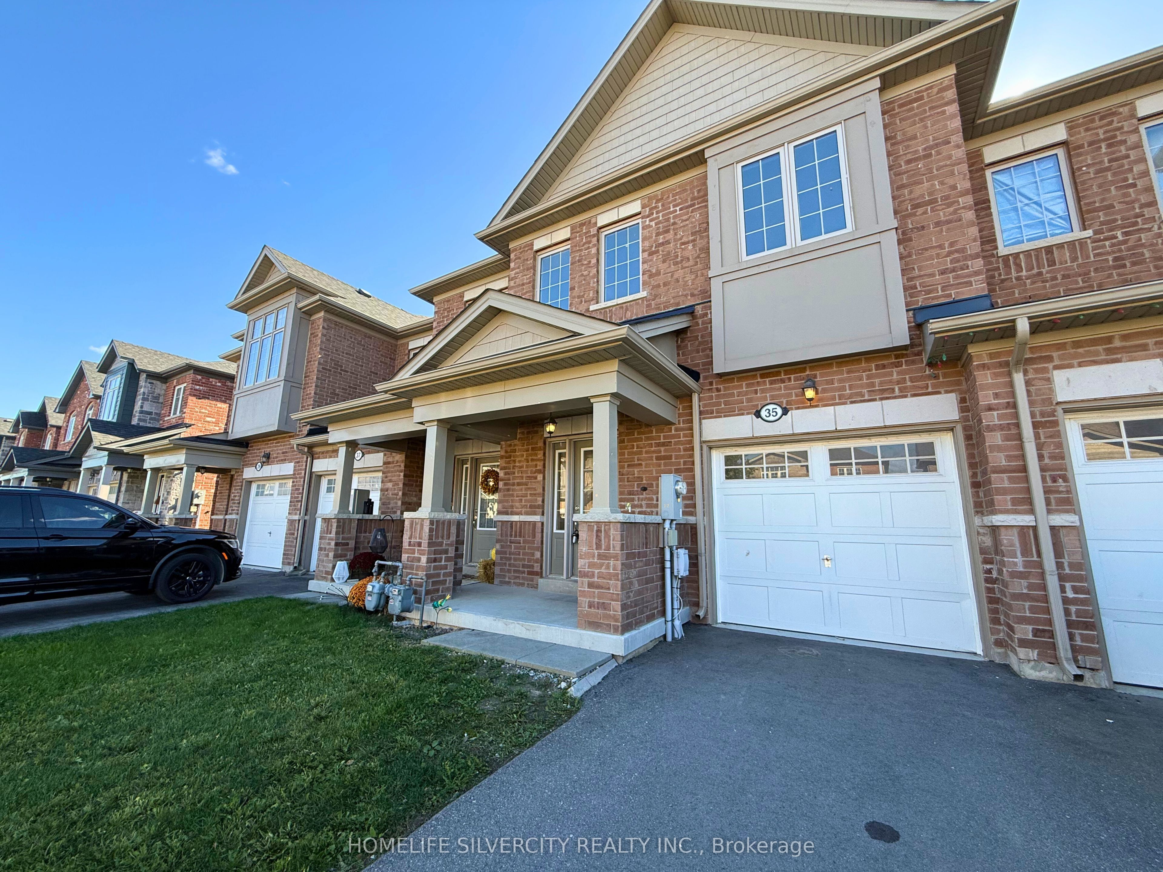35 Sparkle Drive, Thorold, ON L2V 0H2 photo 2