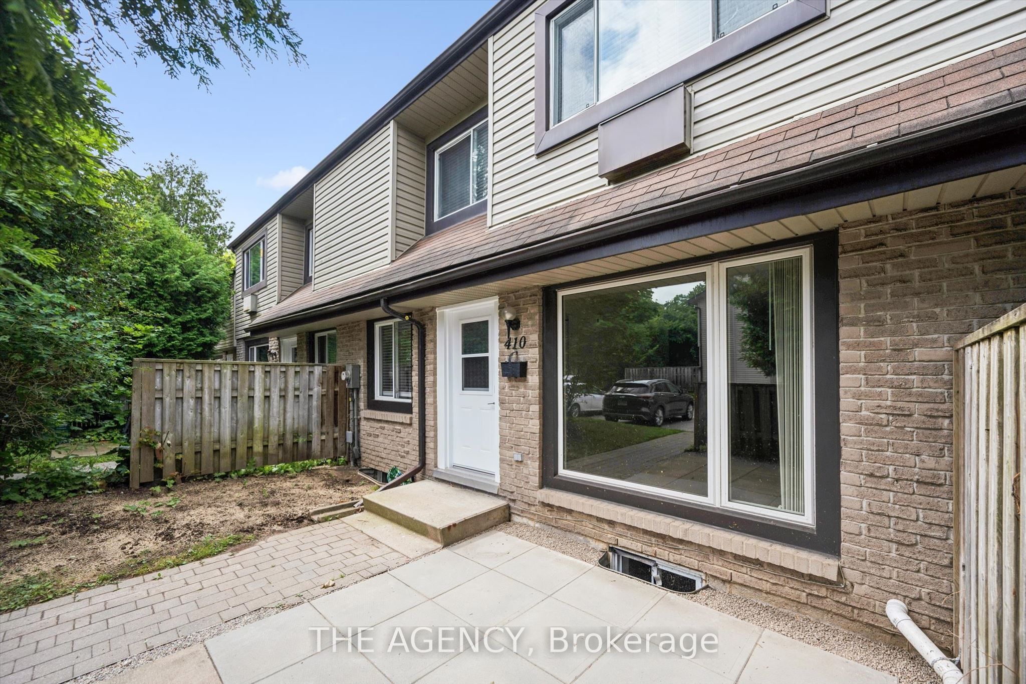 410 SCOTTSDALE Drive, Guelph, ON N1G 2Z8 photo 2