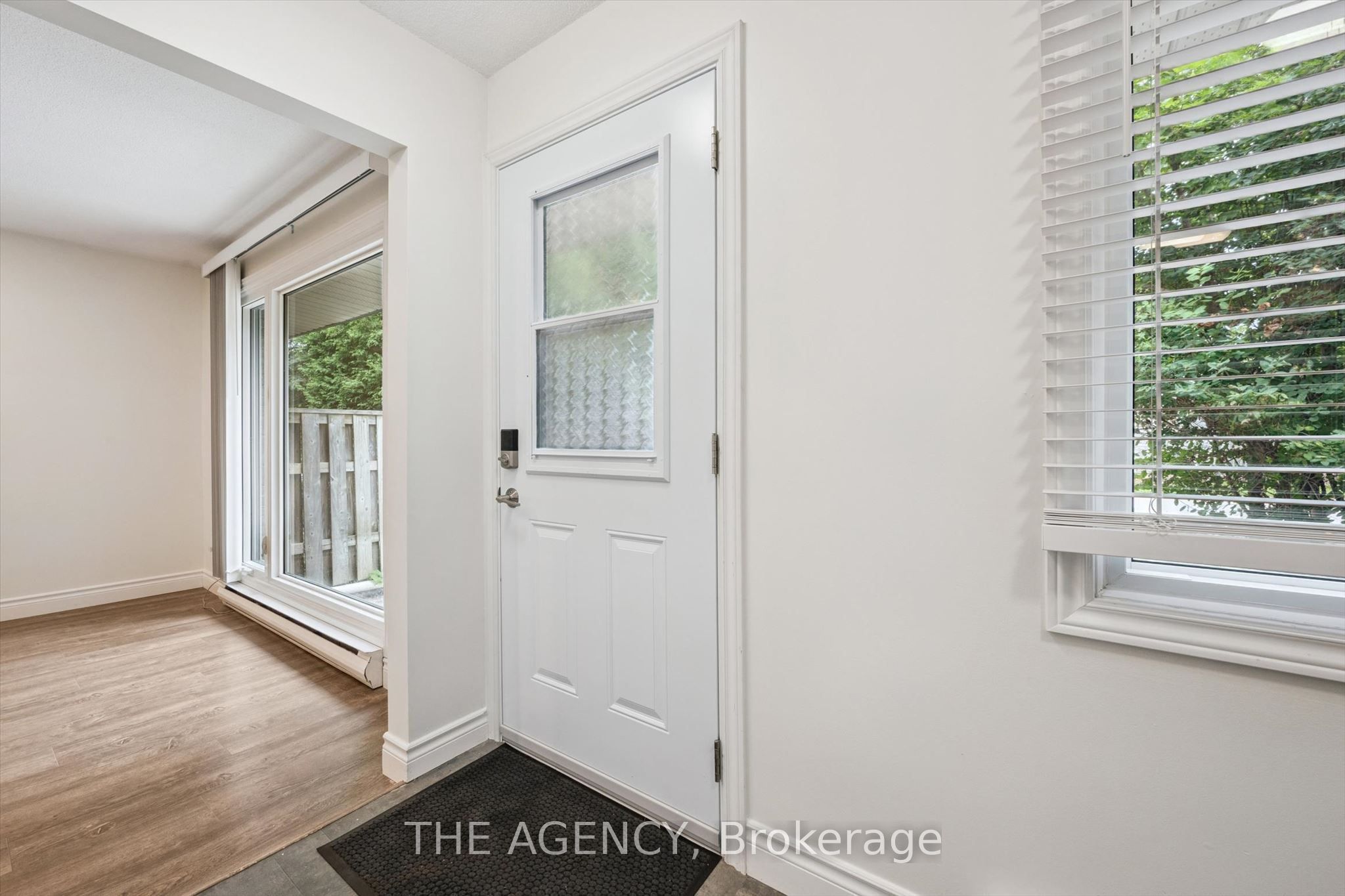 410 SCOTTSDALE Drive, Guelph, ON N1G 2Z8 photo 4