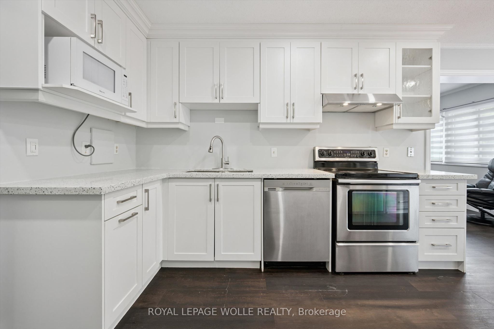 121 University Avenue E 11, Waterloo, ON N2J 4J1 photo 5