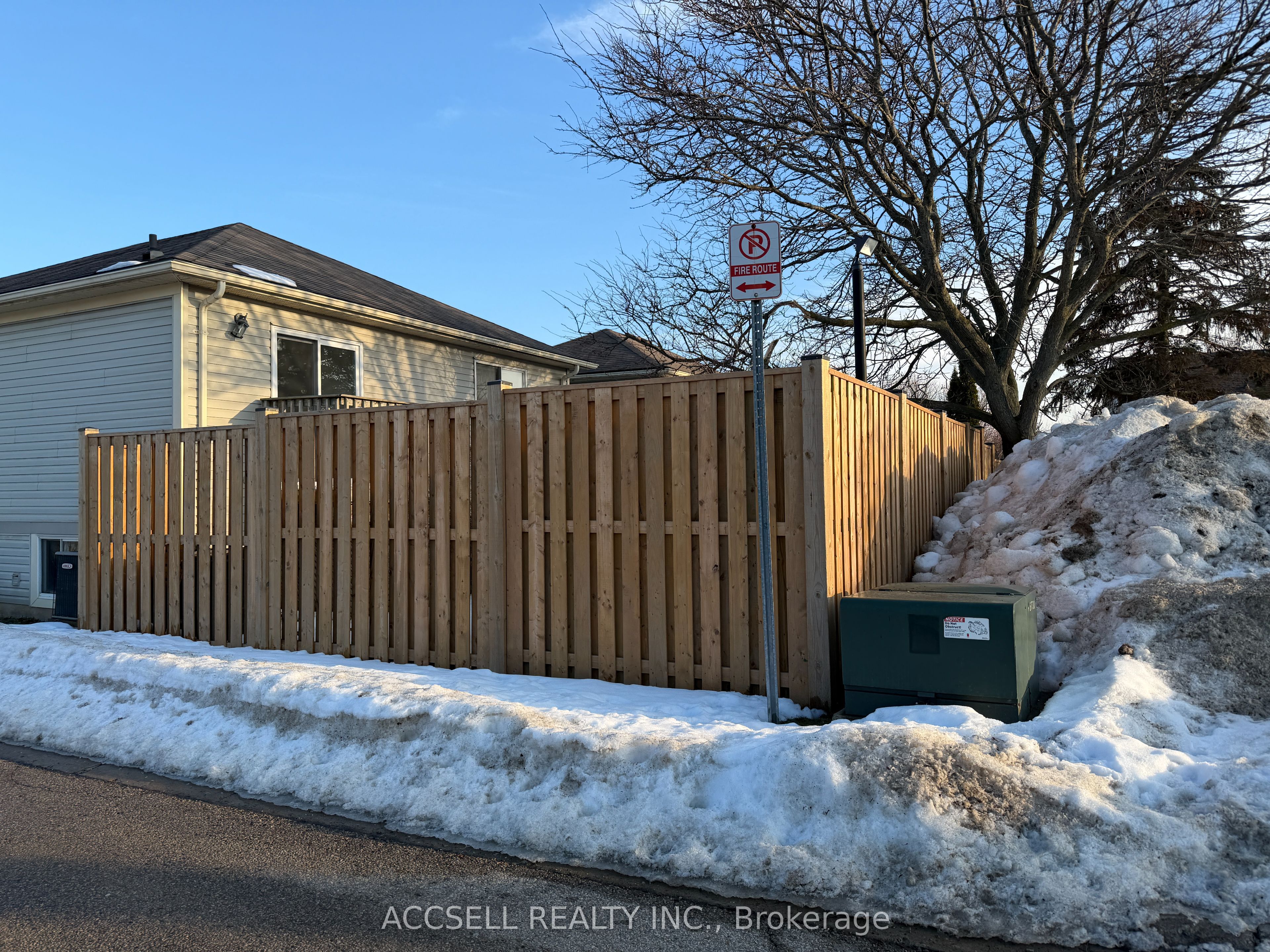 325 Lighthouse Road 50, London South, ON N6M 1H8 photo 3
