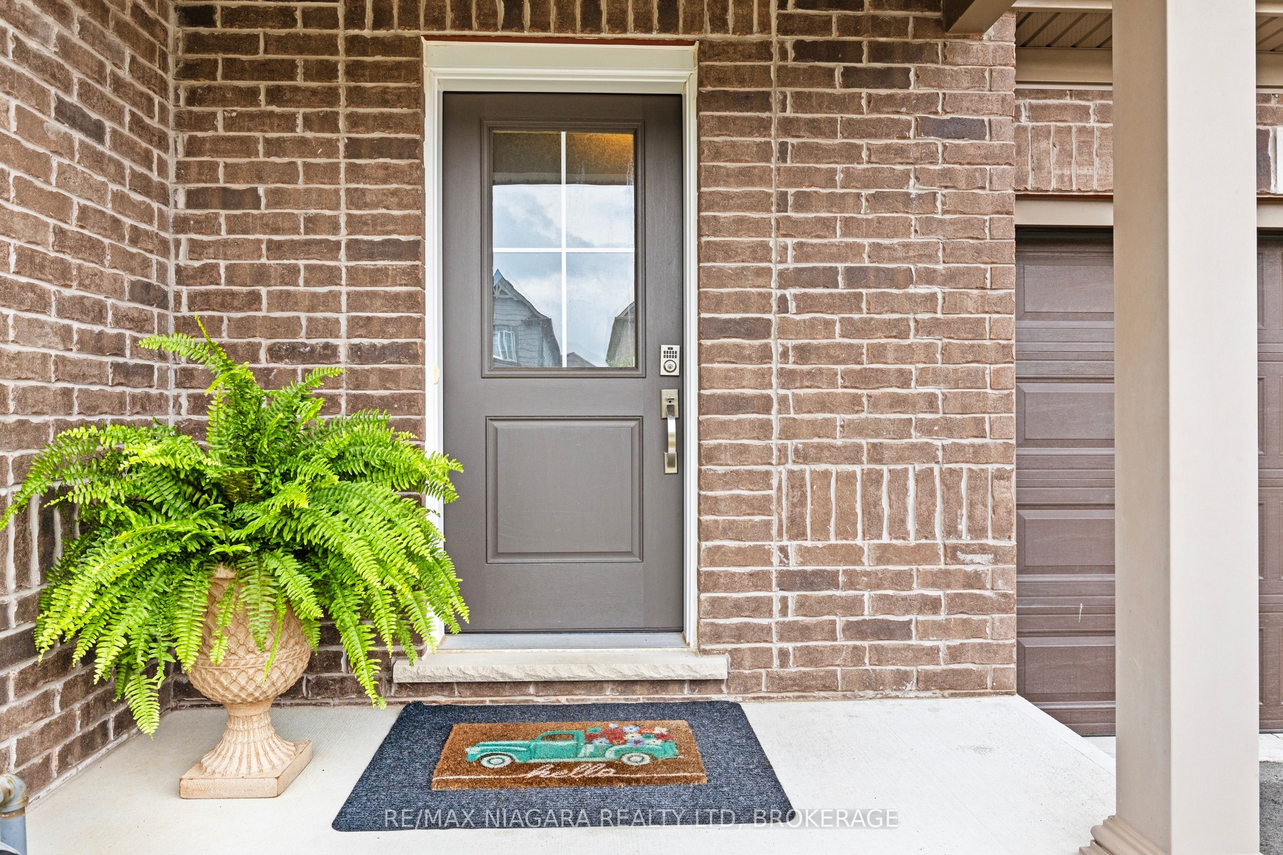 159 Heron Street, Welland, ON L3C 0G8 photo 3