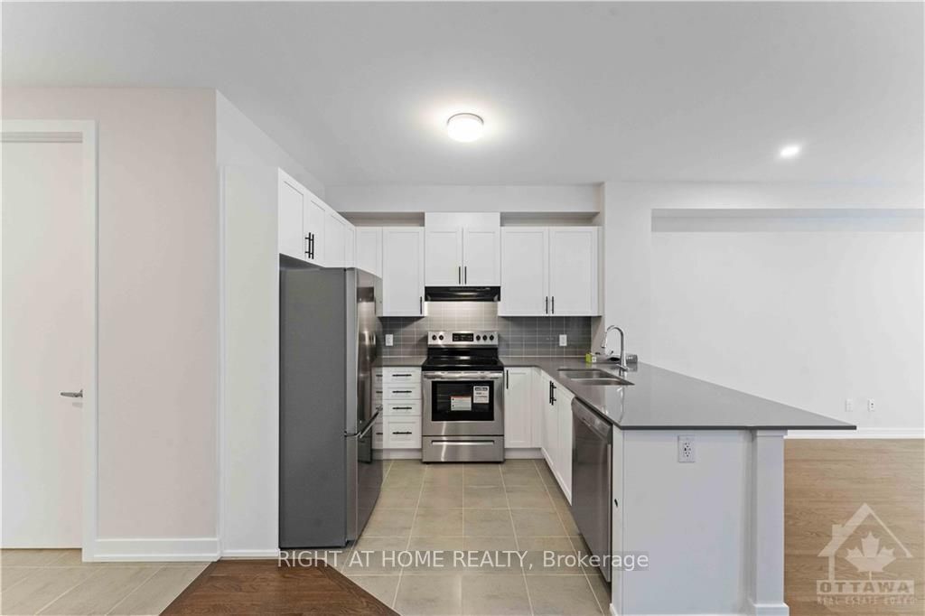 37 CHASING Grove, Stittsville - Munster - Richmond, ON K0A 2Z0 photo 3