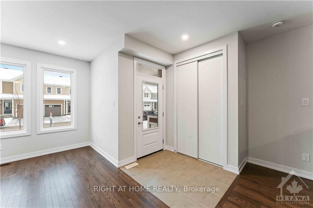 37 CHASING Grove, Stittsville - Munster - Richmond, ON K0A 2Z0 photo 5
