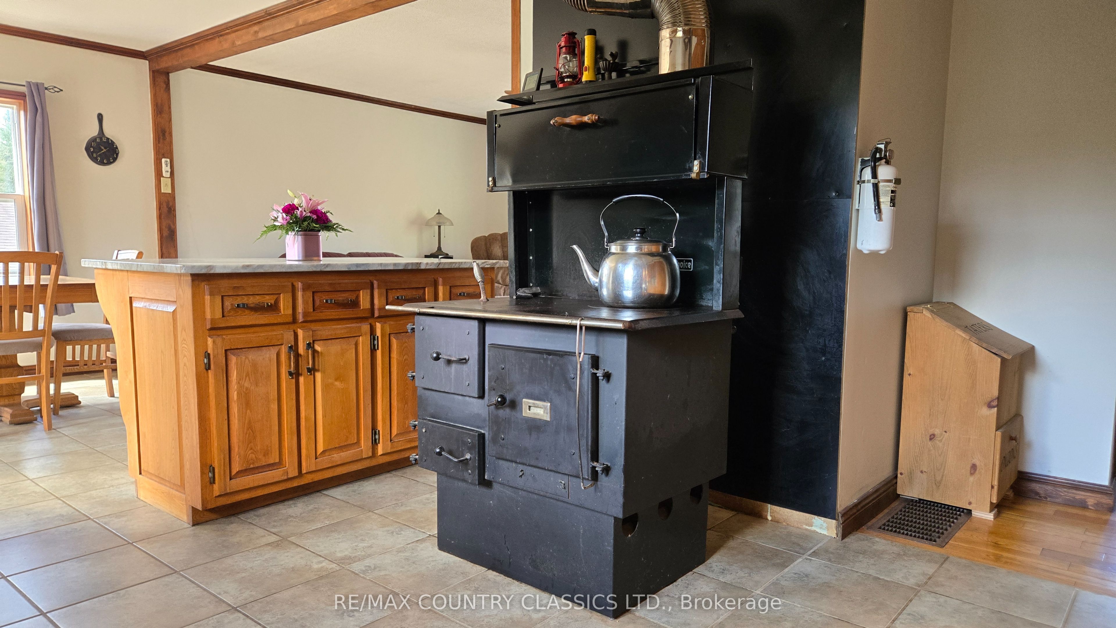 2445 Old Hastings Road, Limerick, ON K0L 1P0 photo 3
