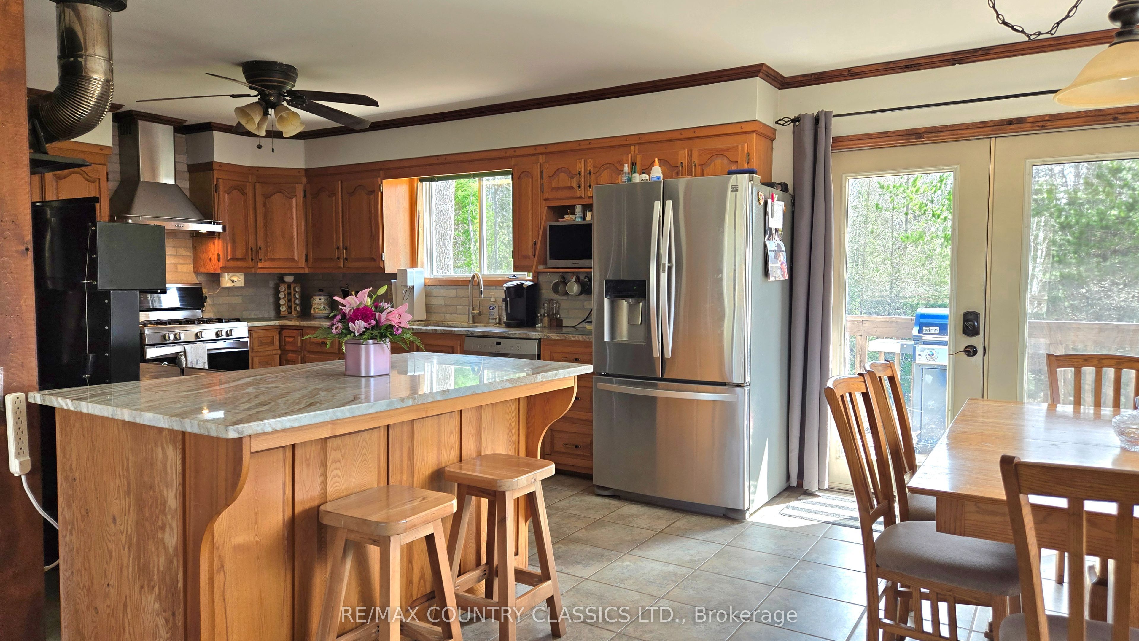 2445 Old Hastings Road, Limerick, ON K0L 1P0 photo 4