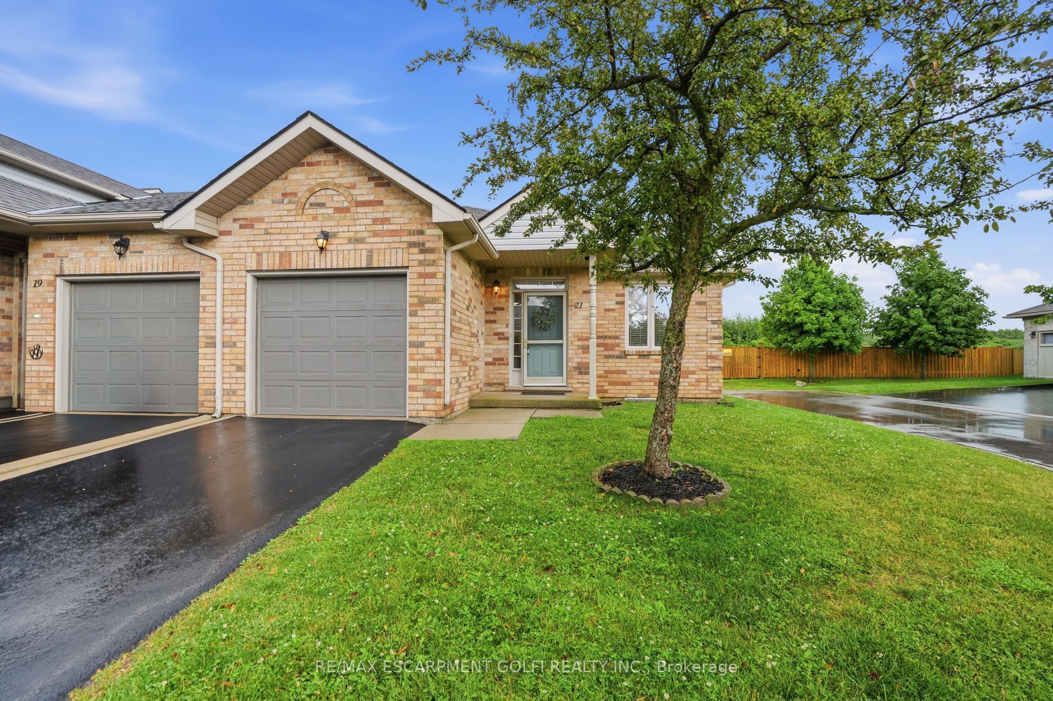21 Cathy Drive, Hamilton, ON L0R 1W0 photo 3