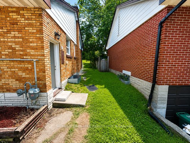 199 Allen Street E, Waterloo, ON N2J 1J9 photo 5