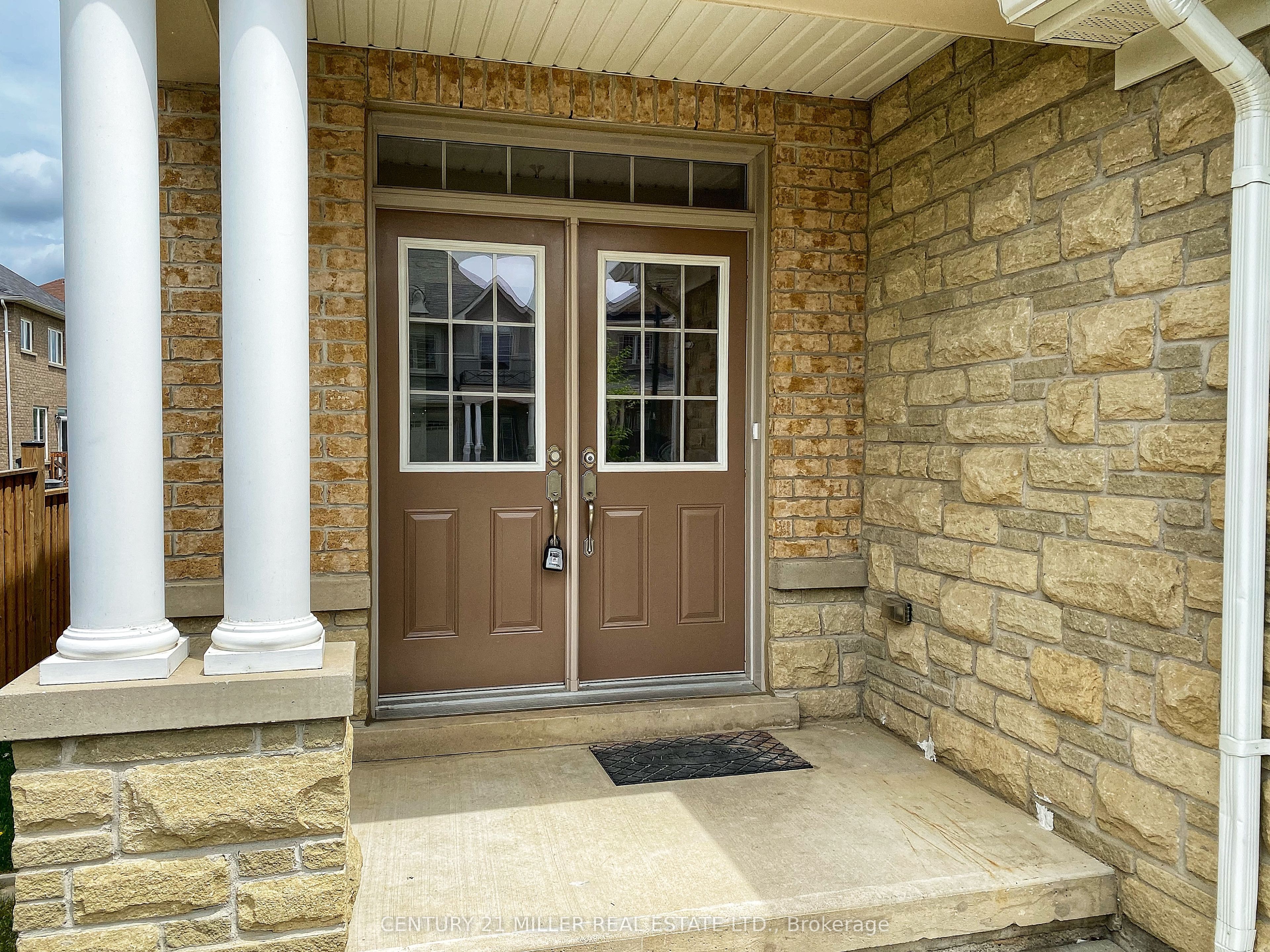 67 SUMMERBERRY Way, Hamilton, ON L9B 1A2 photo 3