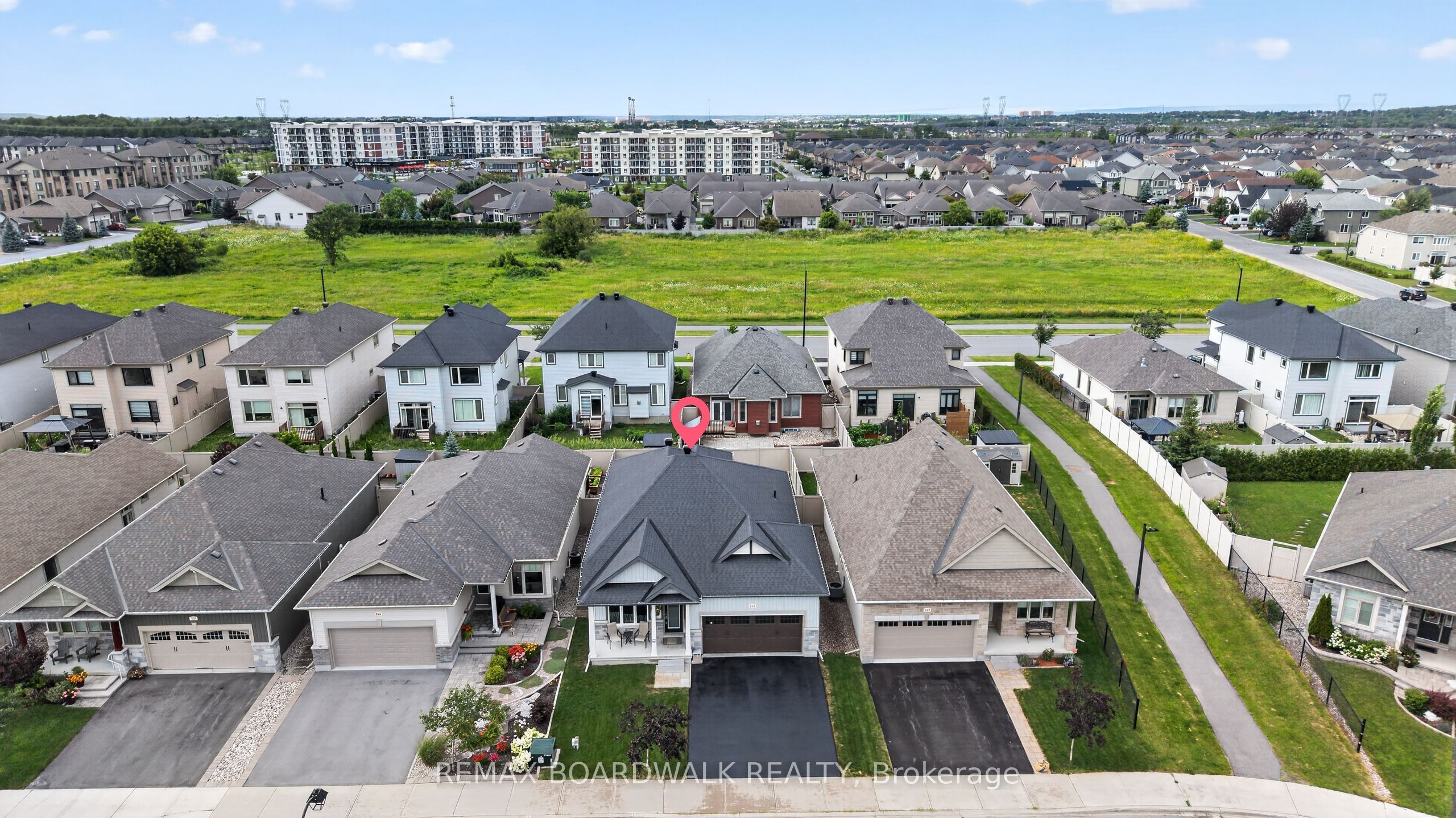 522 Ace Street, Kanata, ON K2V 0E8