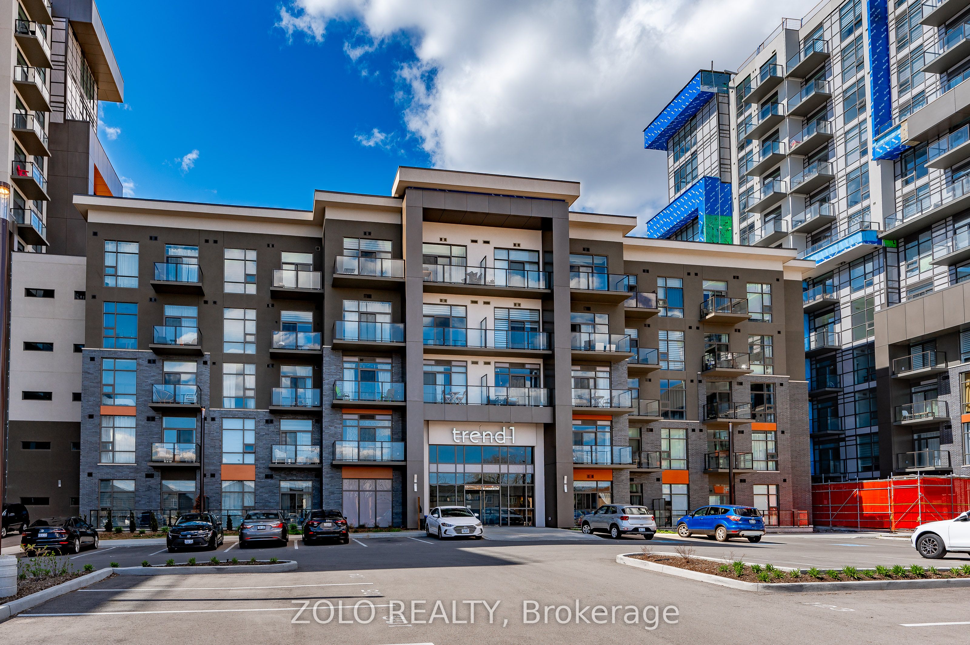470 Dundas Street E 1011, Hamilton, ON L8B 2A6 photo 2