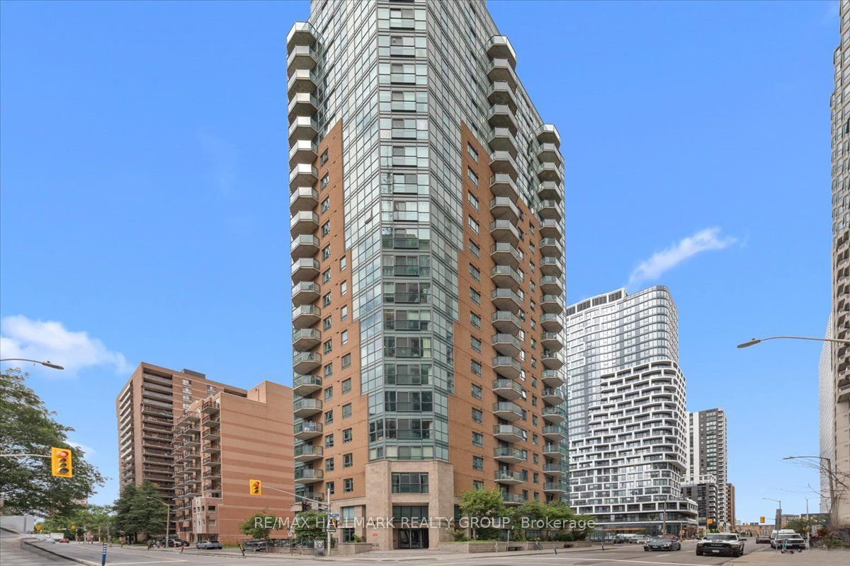 445 Laurier Avenue W 1703, Ottawa Centre, ON K1N 6R4