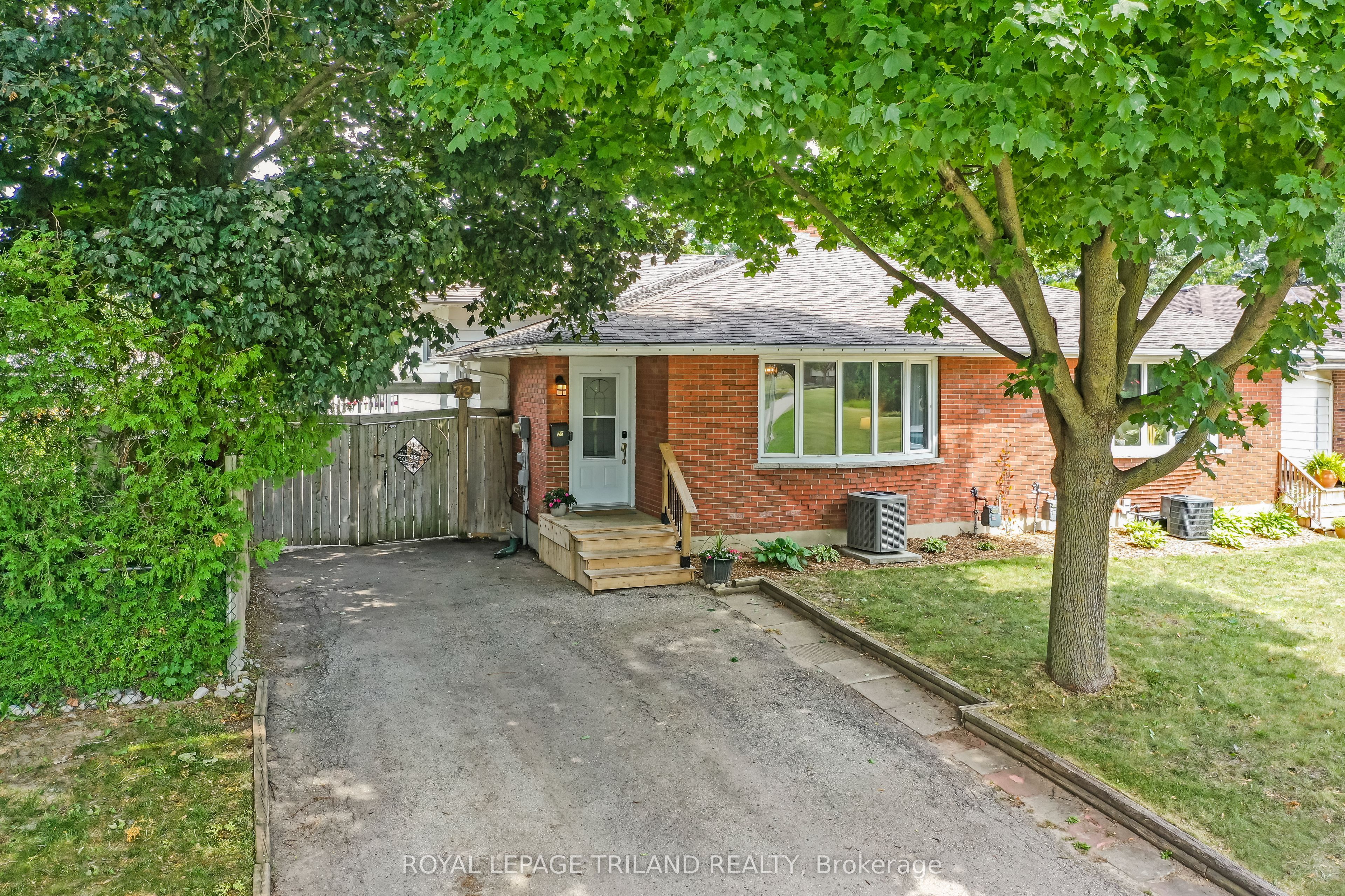 73 GENEVIVE Place, London East, ON N5Y 4X2