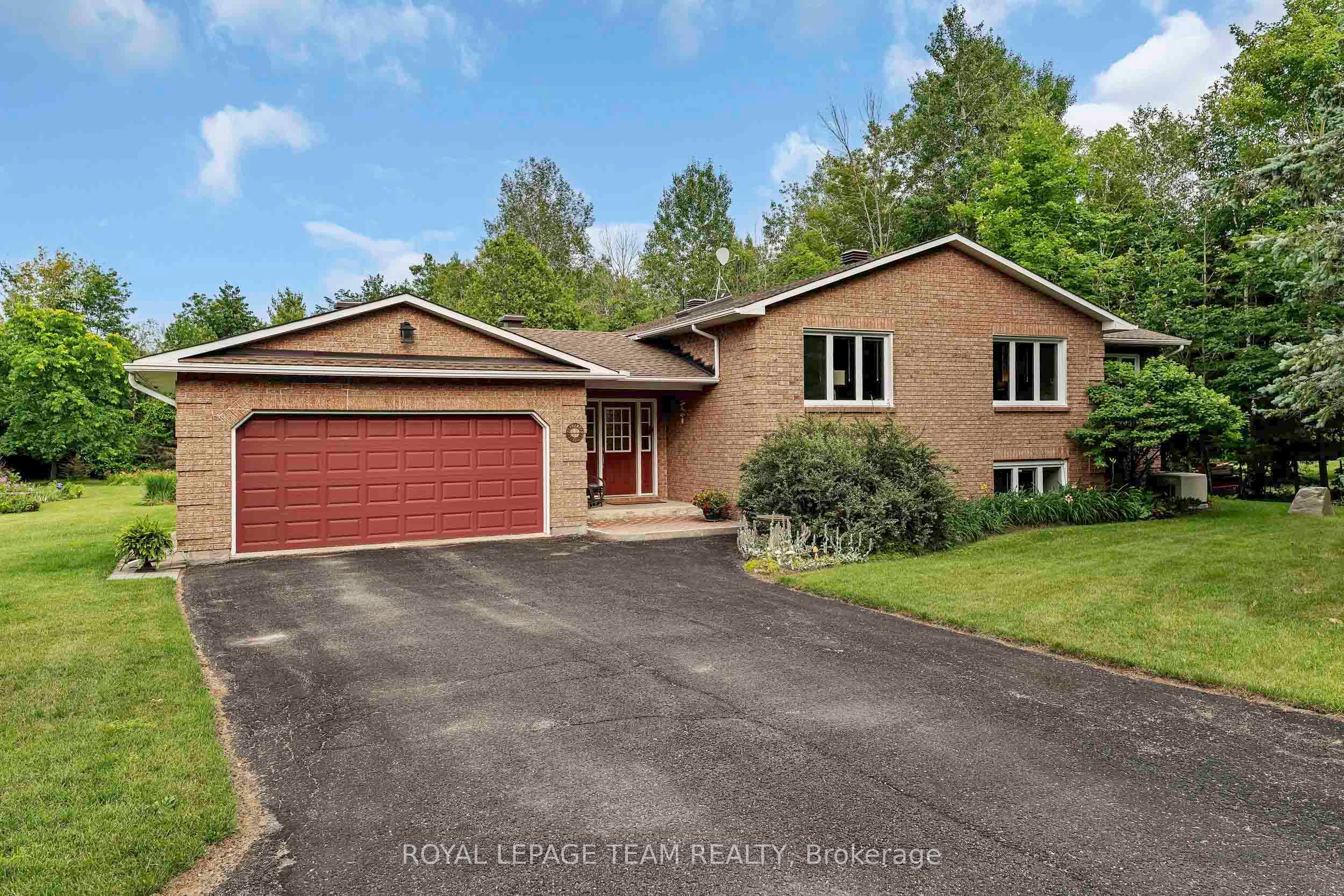 1043 County 44 Road, North Grenville, ON K0G 1T0 photo 2
