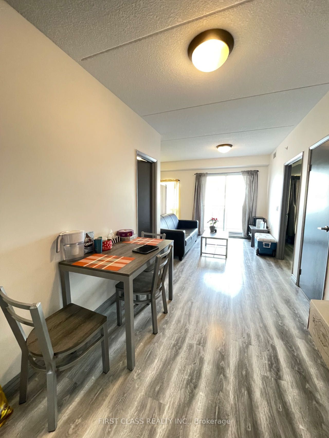 275 Larch Street F405, Waterloo, ON N2L 3R2 photo 5