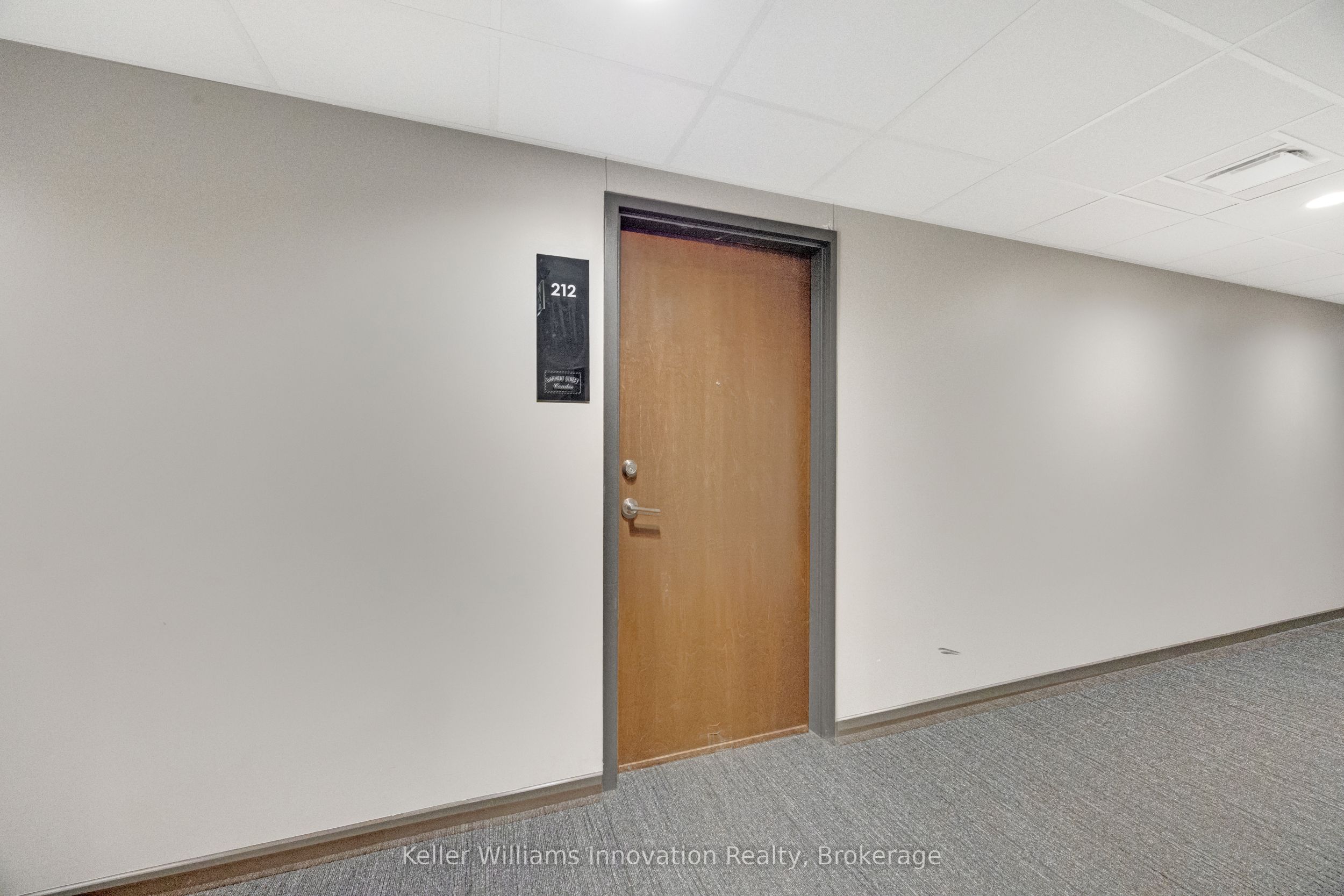 108 Garment Street 212, Kitchener, ON N2G 0C3 photo 3