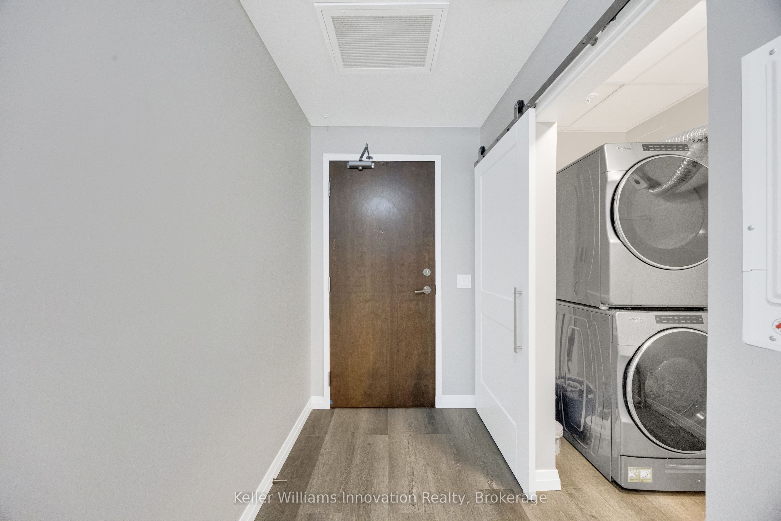 108 Garment Street 212, Kitchener, ON N2G 0C3 photo 4