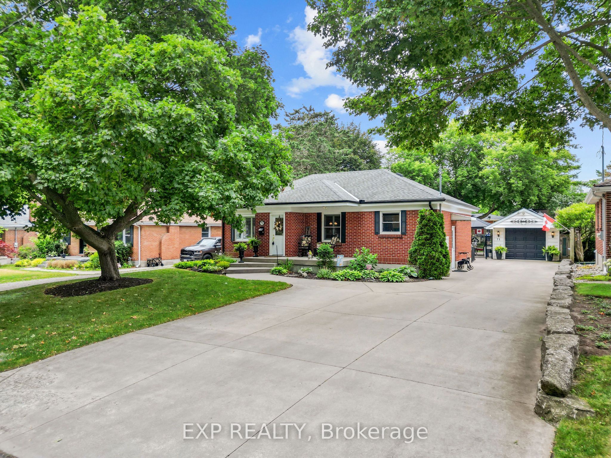 71 Marianna Drive, London South, ON N6P 1B5