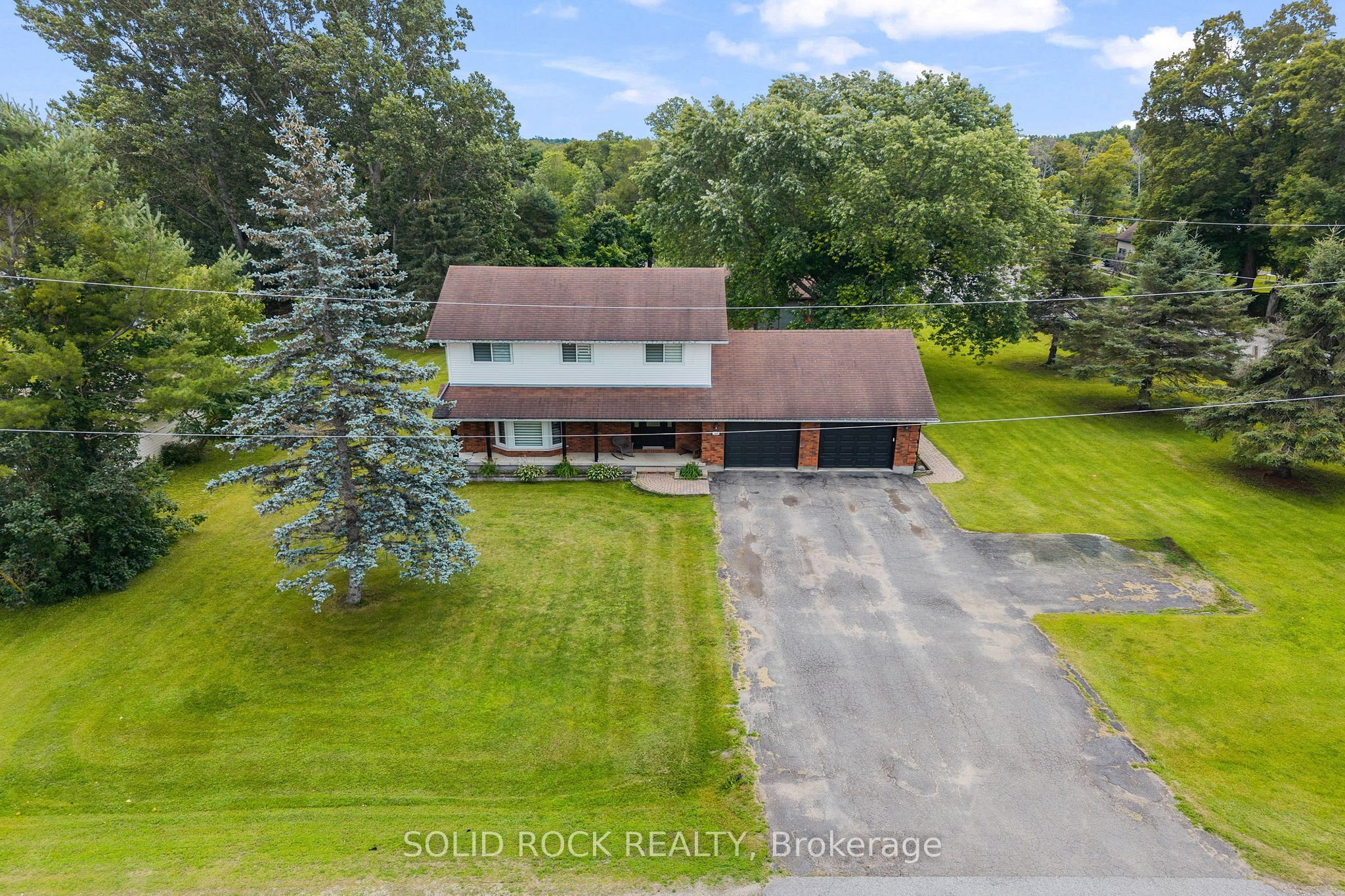 708 Mckenzie Avenue, McNab/Braeside, ON K7S 3G9 photo 2