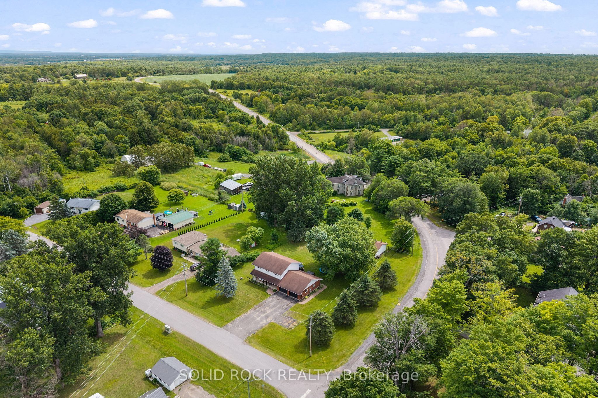 708 Mckenzie Avenue, McNab/Braeside, ON K7S 3G9 photo 5