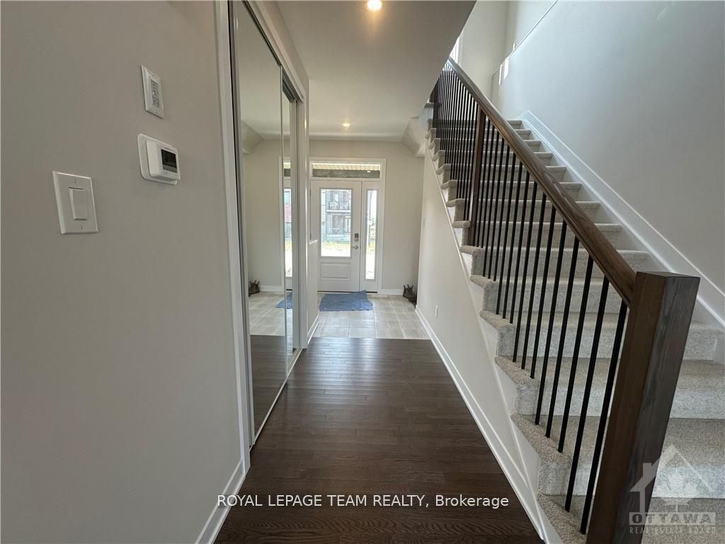 199 Conservancy Drive, Barrhaven, ON K2J 7M5 photo 5