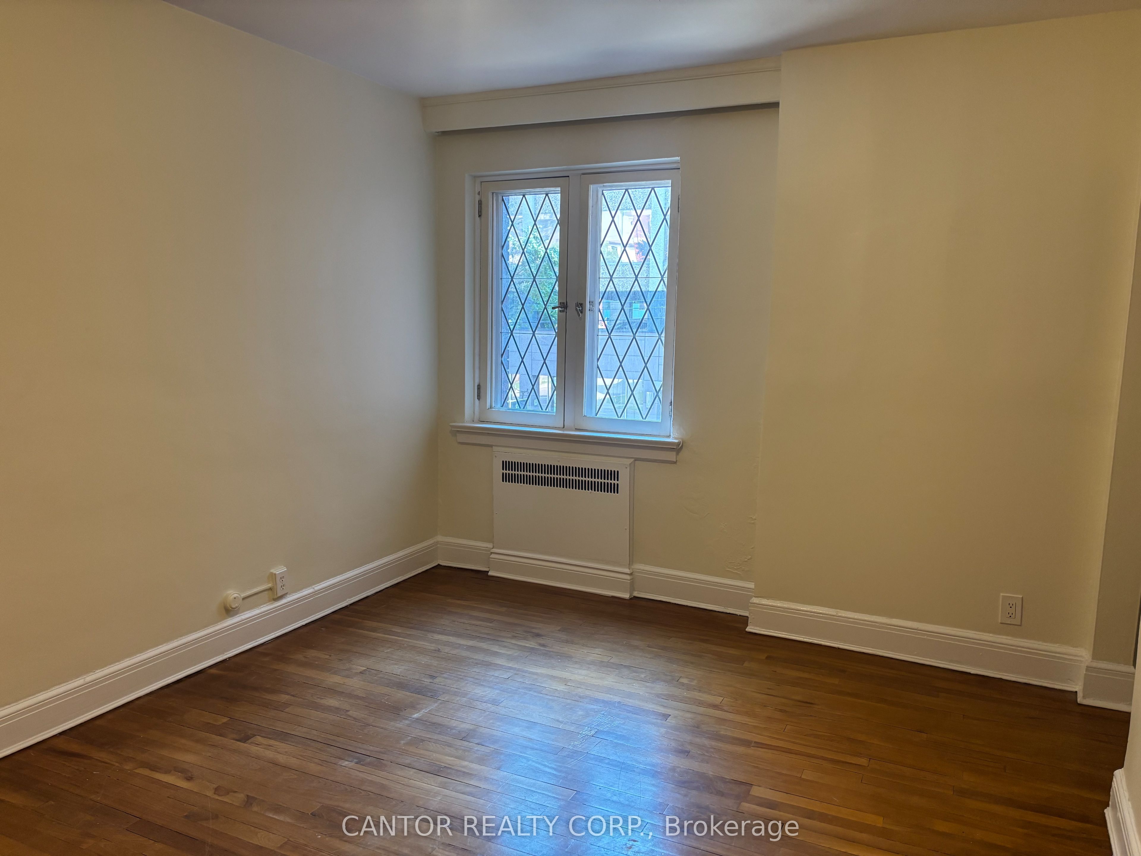 216 Metcalfe Street 18, Ottawa Centre, ON K2P 1R1 photo 3