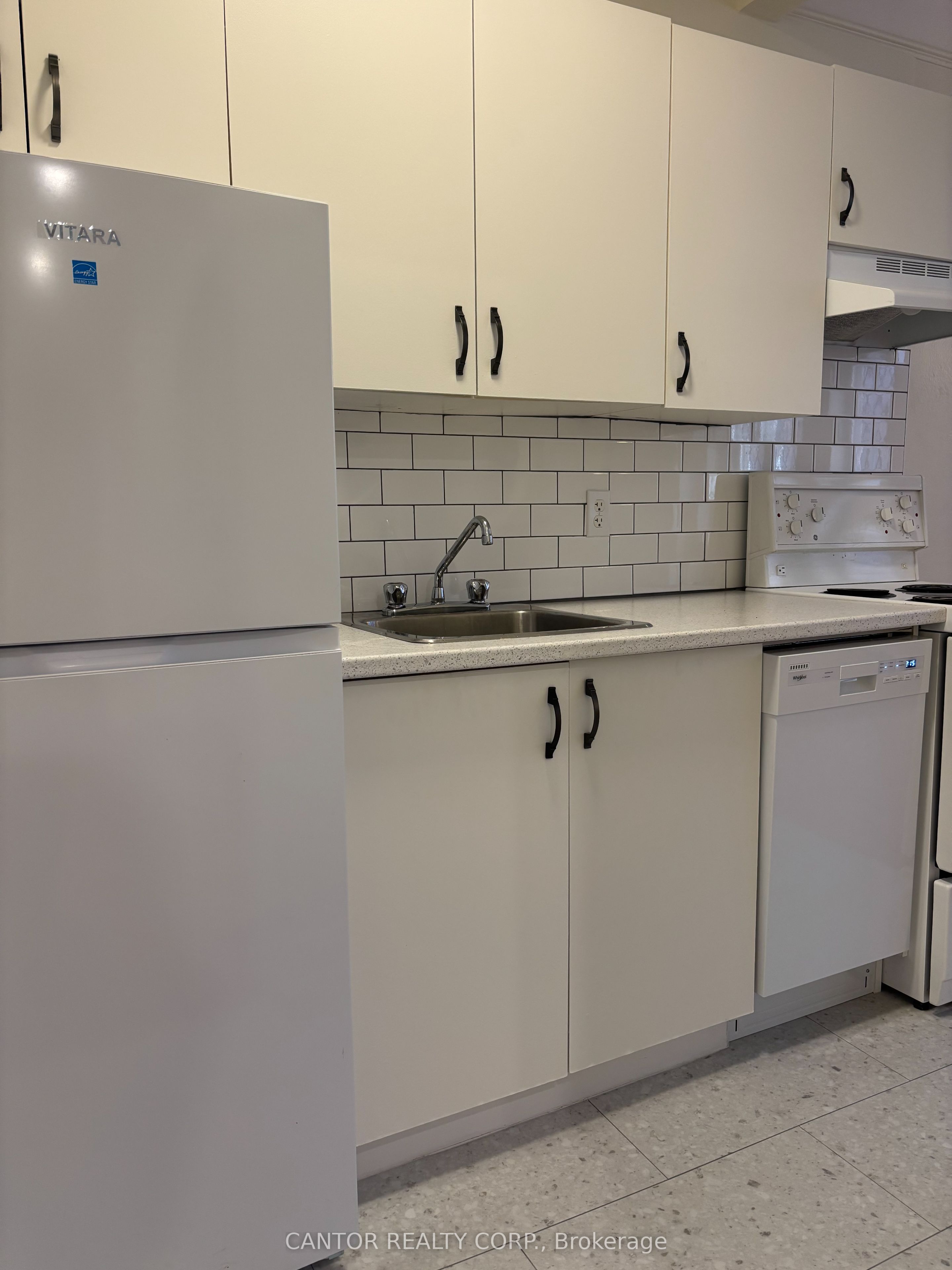 216 Metcalfe Street 18, Ottawa Centre, ON K2P 1R1 photo 5
