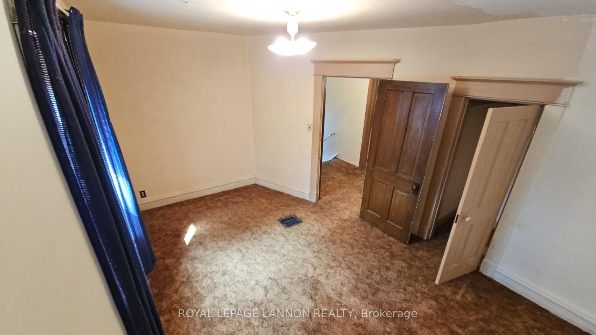 320 Dease Street, Thunder Bay, ON P7C 2H8 photo 3