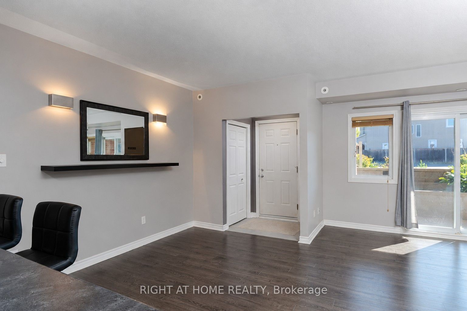 165 Waterbridge Drive 3, Barrhaven, ON K2G 7G3 photo 5