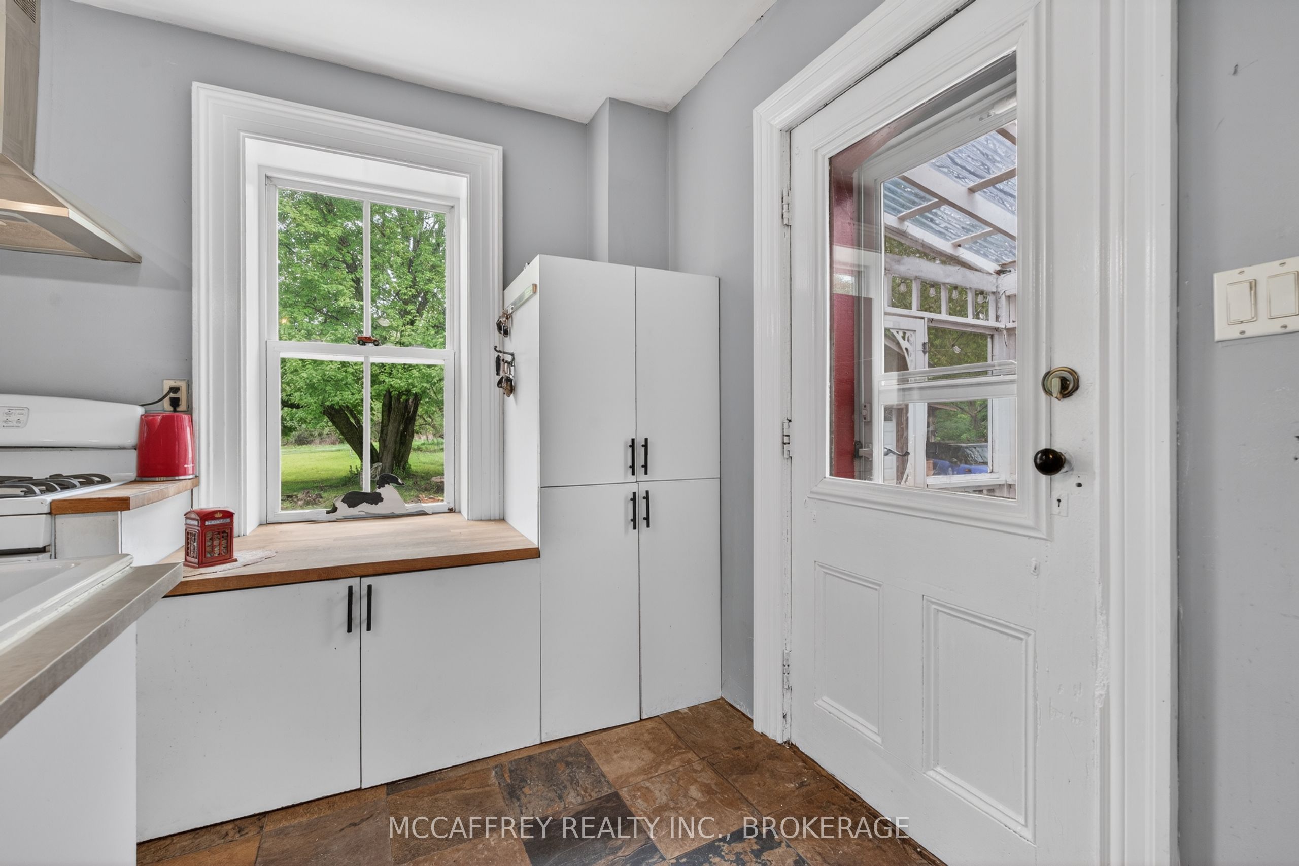 1817 Glen Smail Road, Edwardsburgh/Cardinal, ON K0E 1T0 photo 4