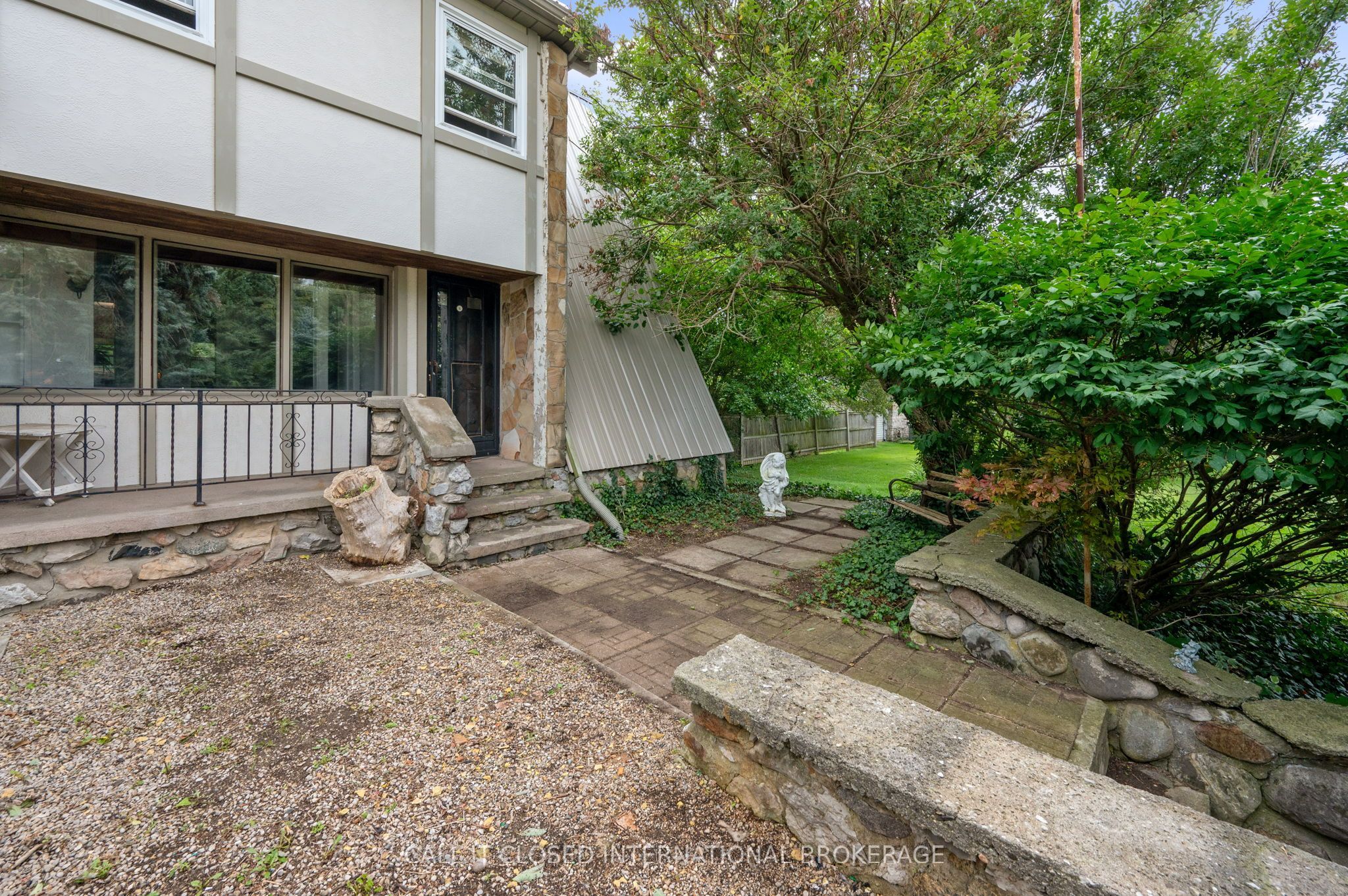 12056 Wellington Road, Central Elgin, ON N5P 3T1 photo 5
