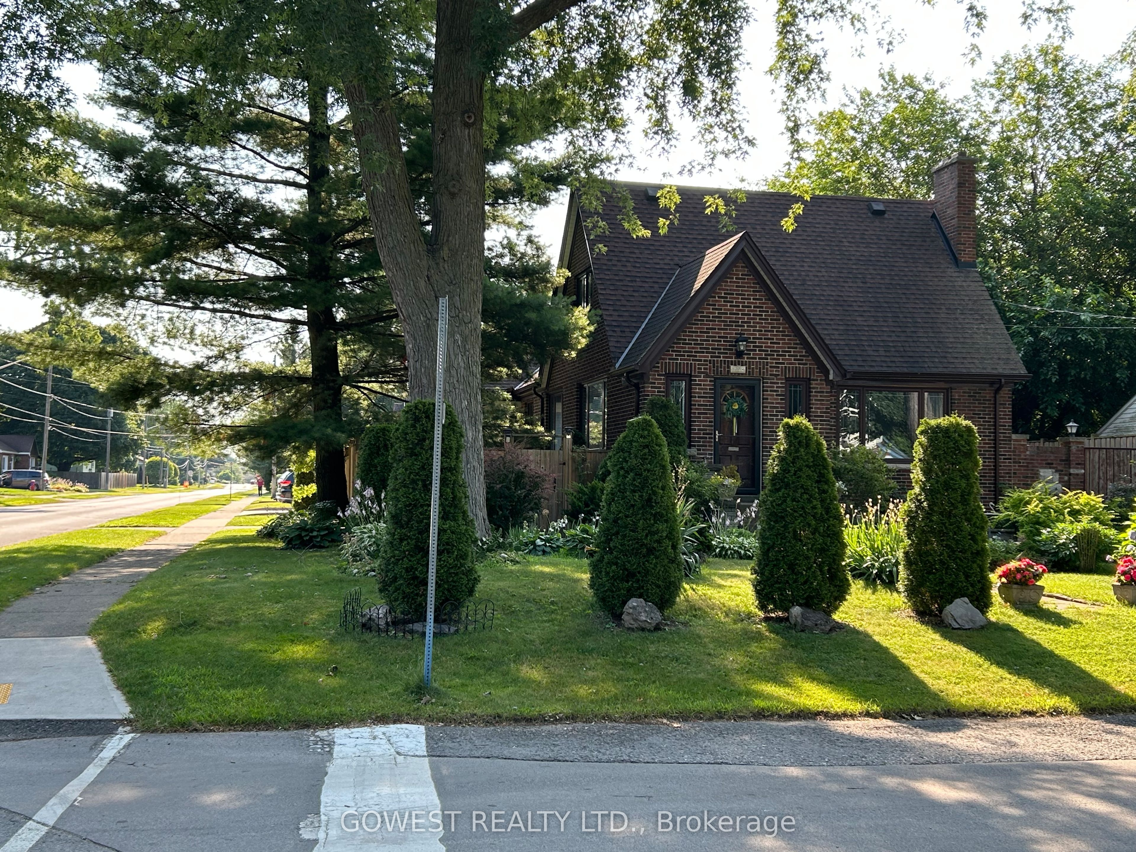 6054 Corwin Avenue, Niagara Falls, ON L2G 5L6