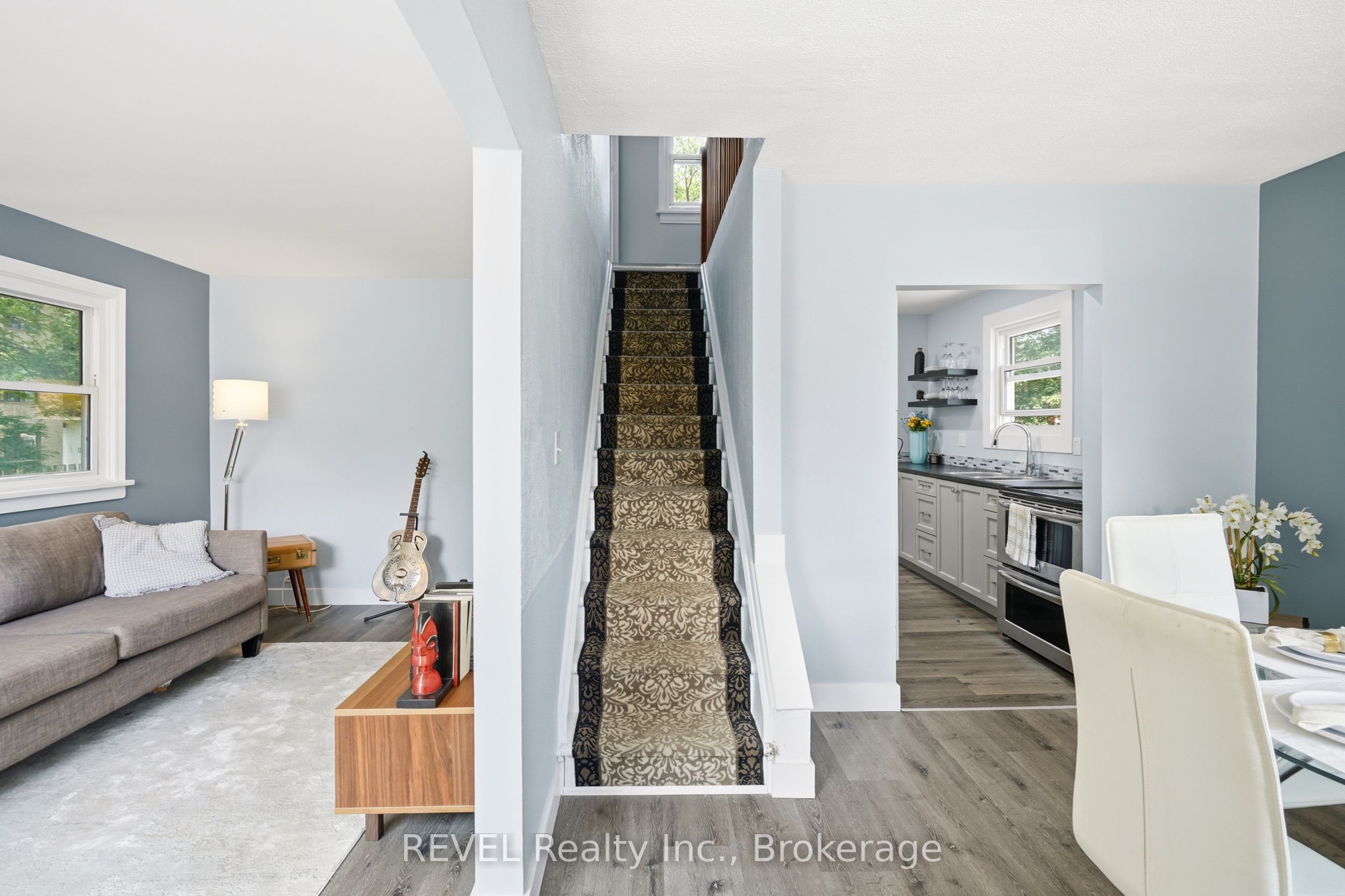 2 Kent Street, St. Catharines, ON L2S 1H1 photo 5