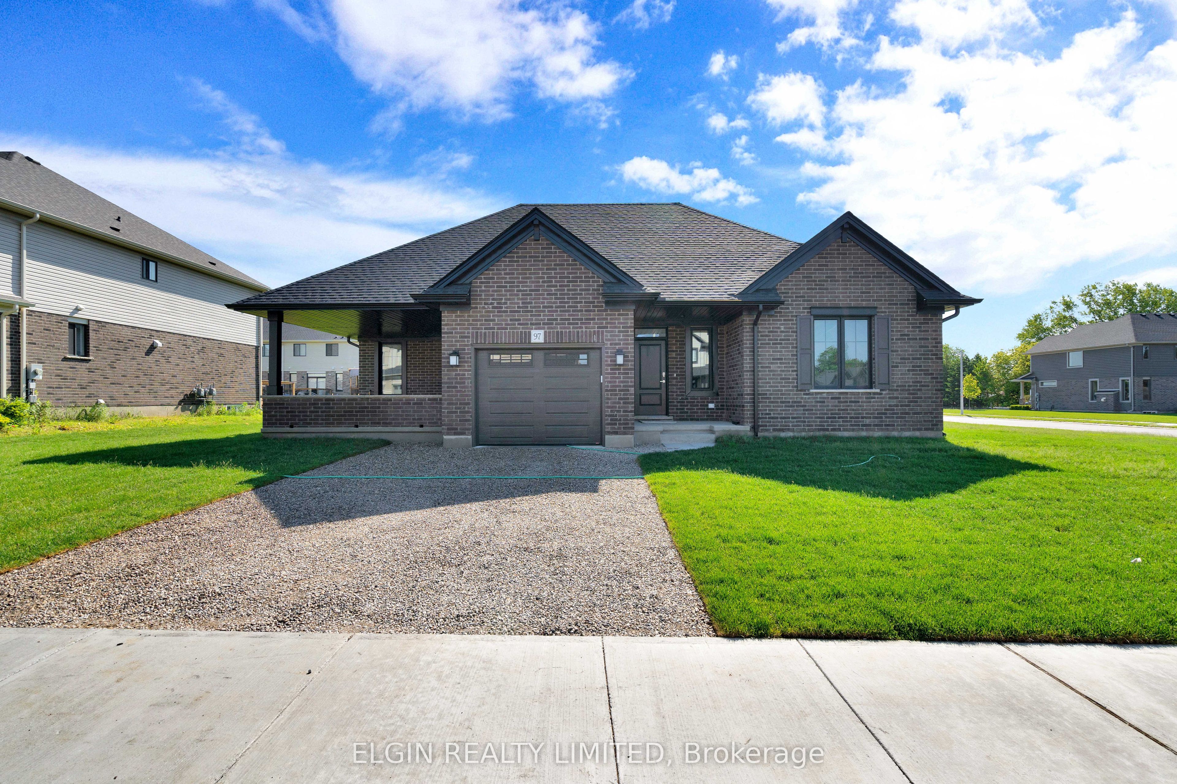 97 Keba Crescent, Tillsonburg, ON N4G 0K6 photo 2
