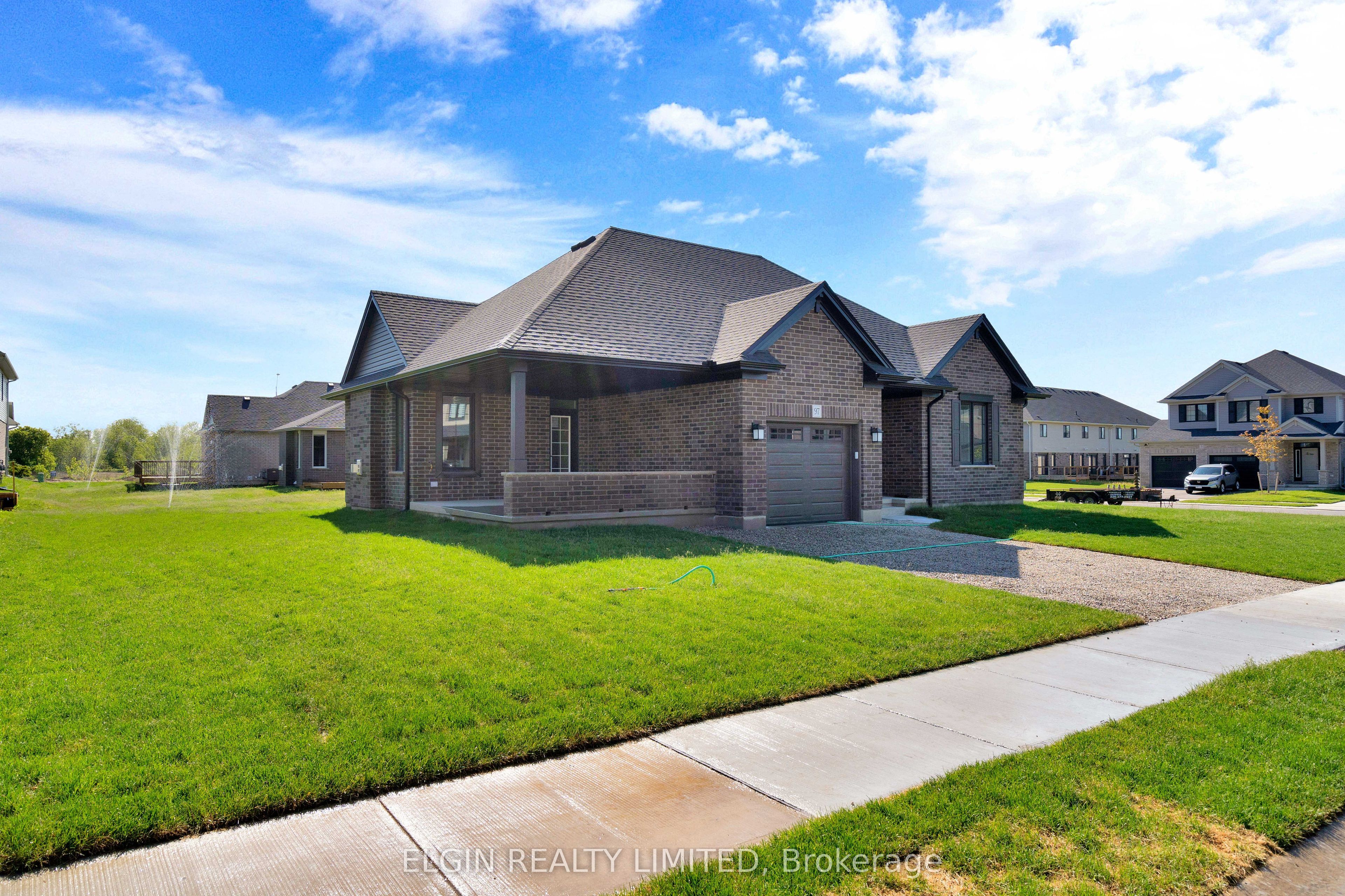 97 Keba Crescent, Tillsonburg, ON N4G 0K6 photo 5