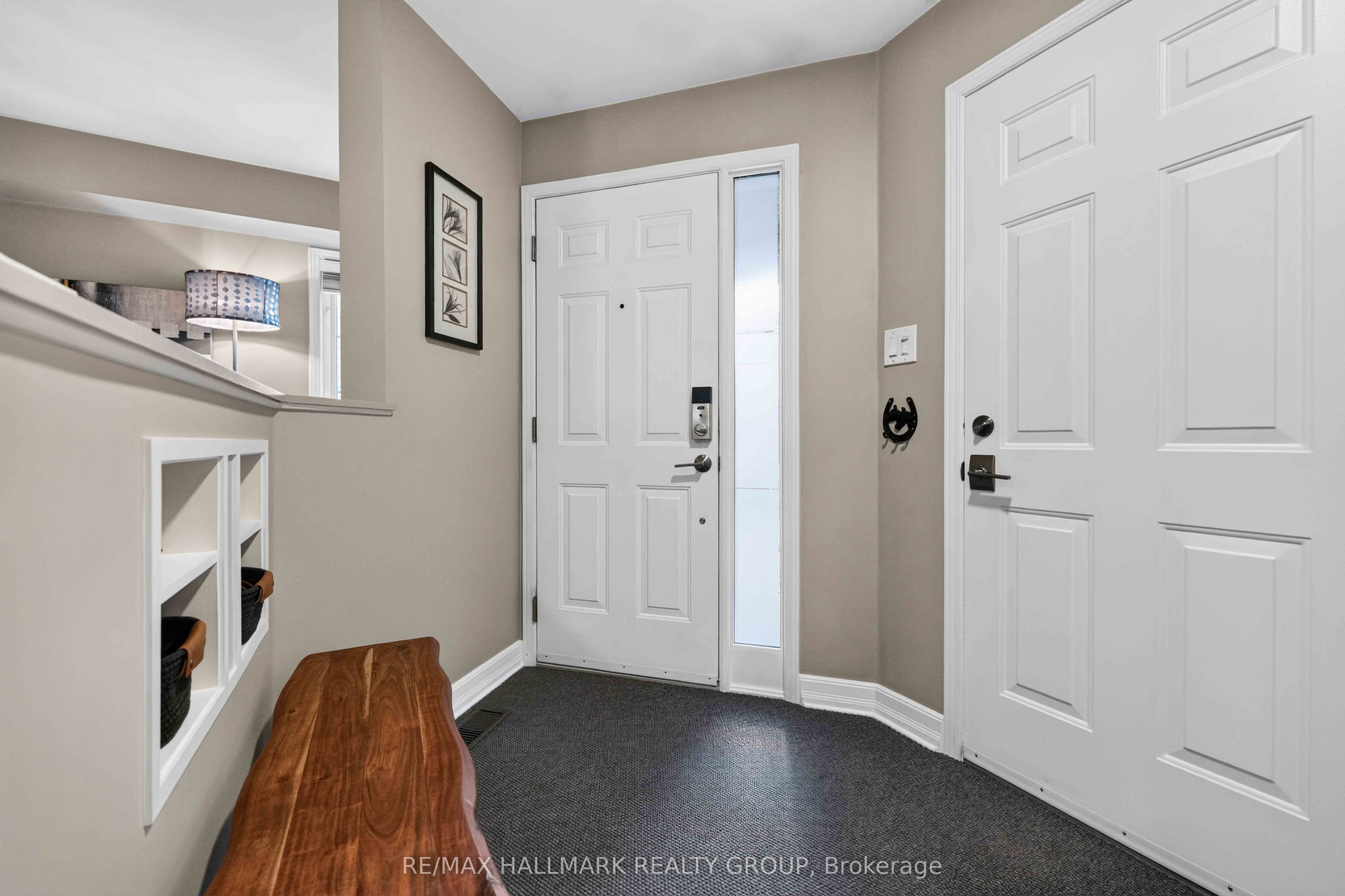 35 Coleridge Street, Carlington - Central Park, ON K2C 4E5 photo 5