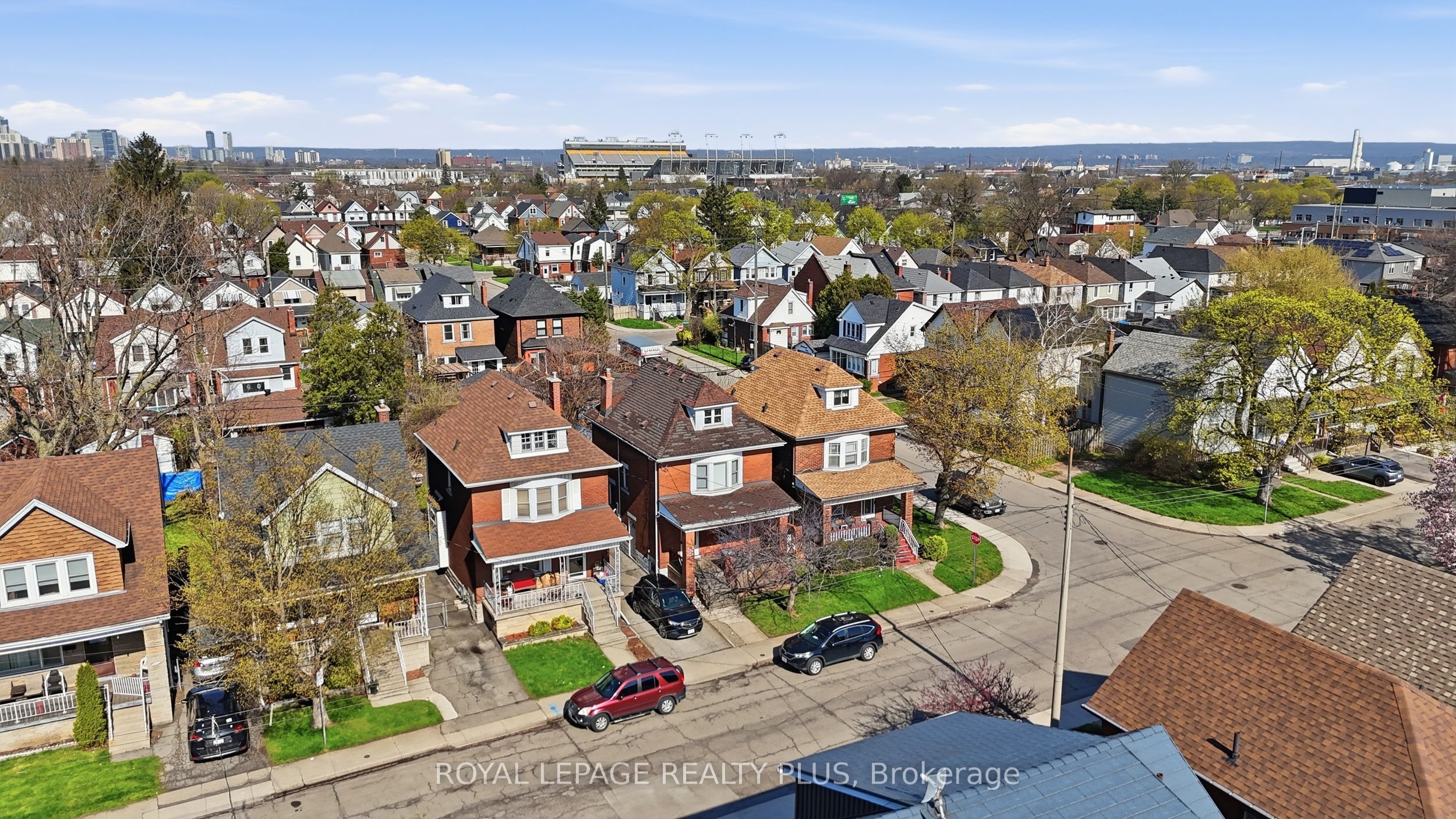 115 Kensington Avenue N, Hamilton, ON L8L 7N3