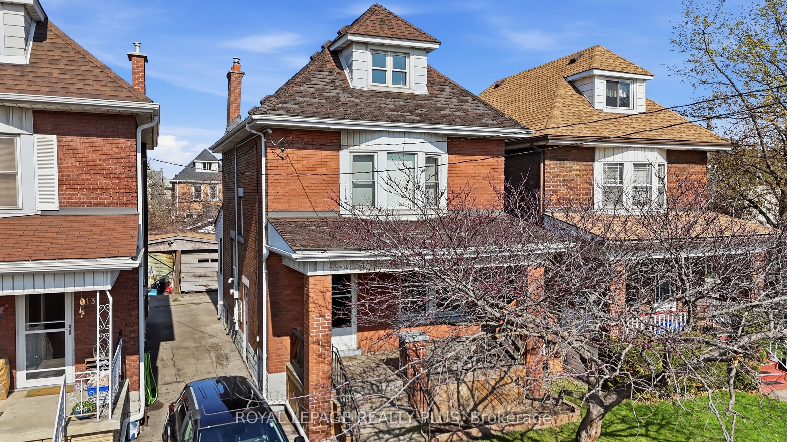 115 Kensington Avenue N, Hamilton, ON L8L 7N3 photo 2