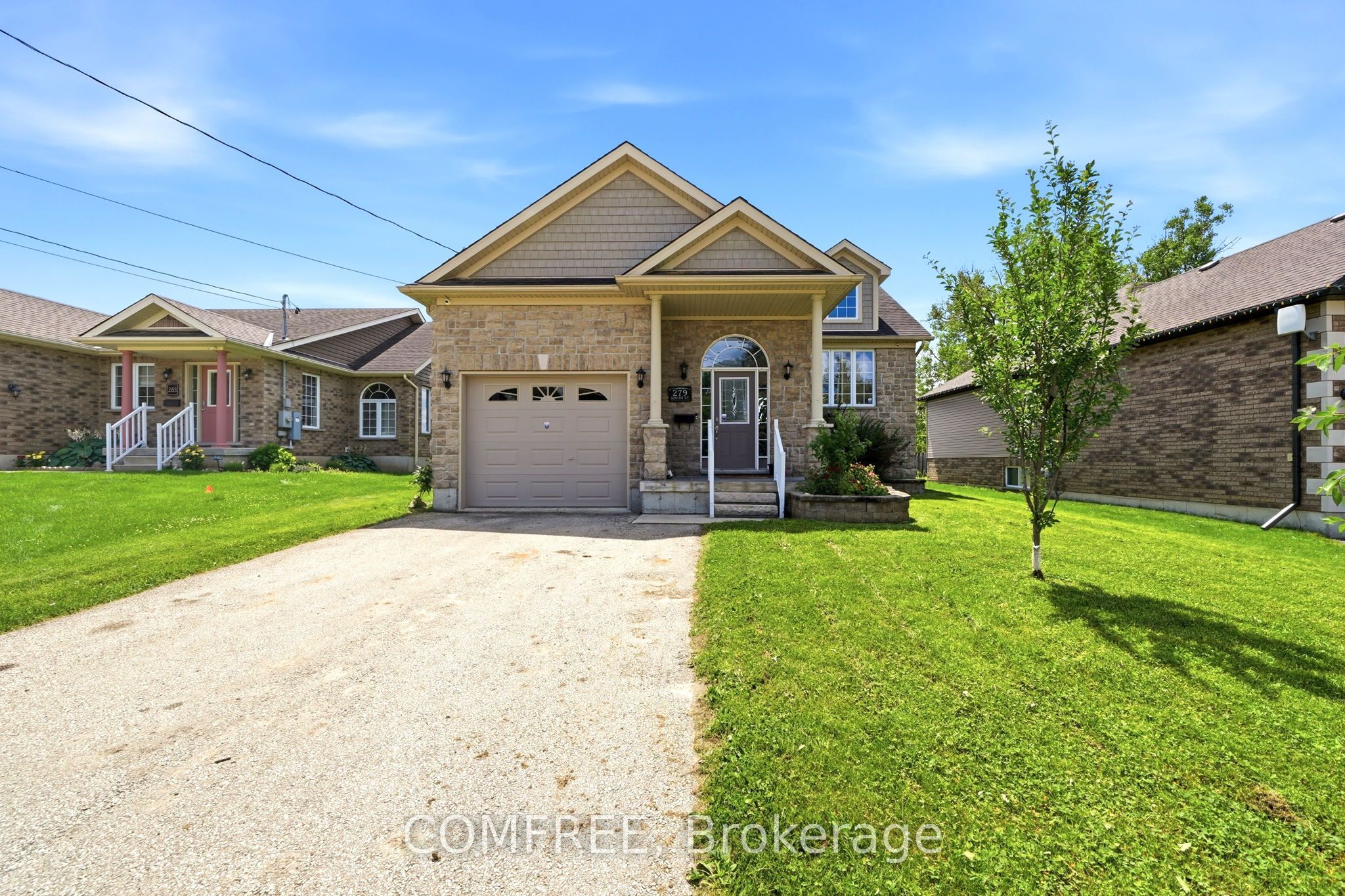 279 South Street E, West Grey, ON N0G 1R0 photo 2