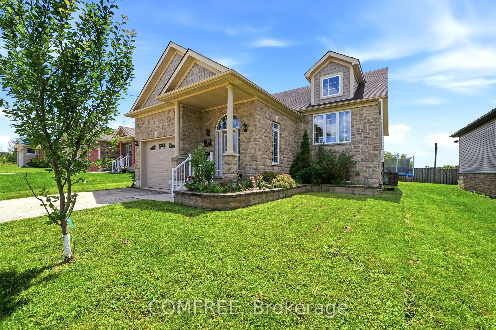 279 South Street E, West Grey, ON N0G 1R0 photo 3