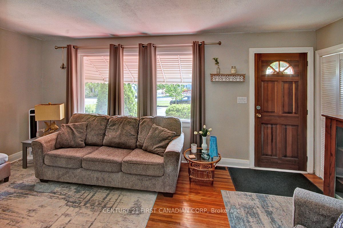 396 Avondale Road, London East, ON N5W 5B7 photo 5