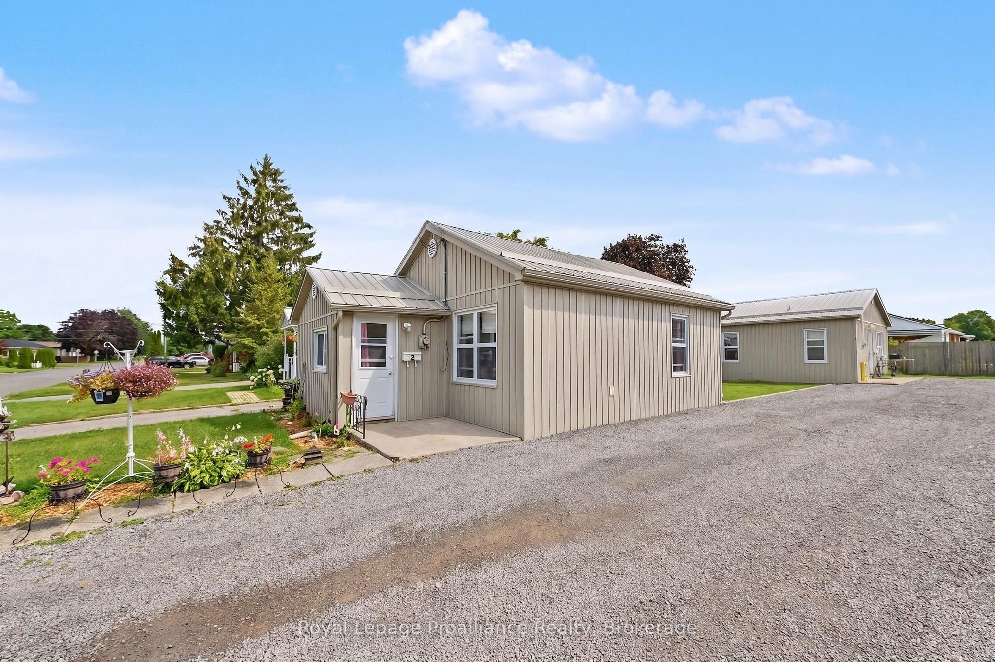 1, 1A, 3, & 3A Ramsay Avenue, Quinte West, ON K8V 2P4 photo 4
