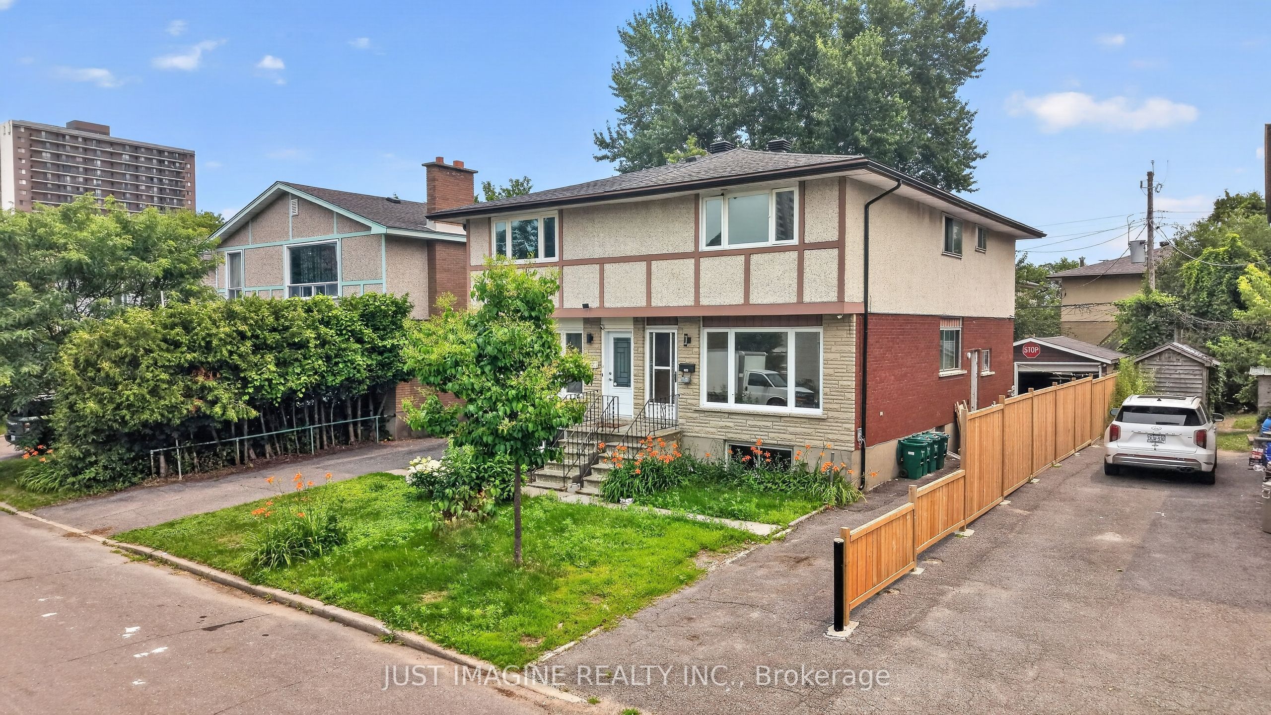 2654 Conn Street, Britannia - Lincoln Heights and Area, ON K2B 7C5 photo 3