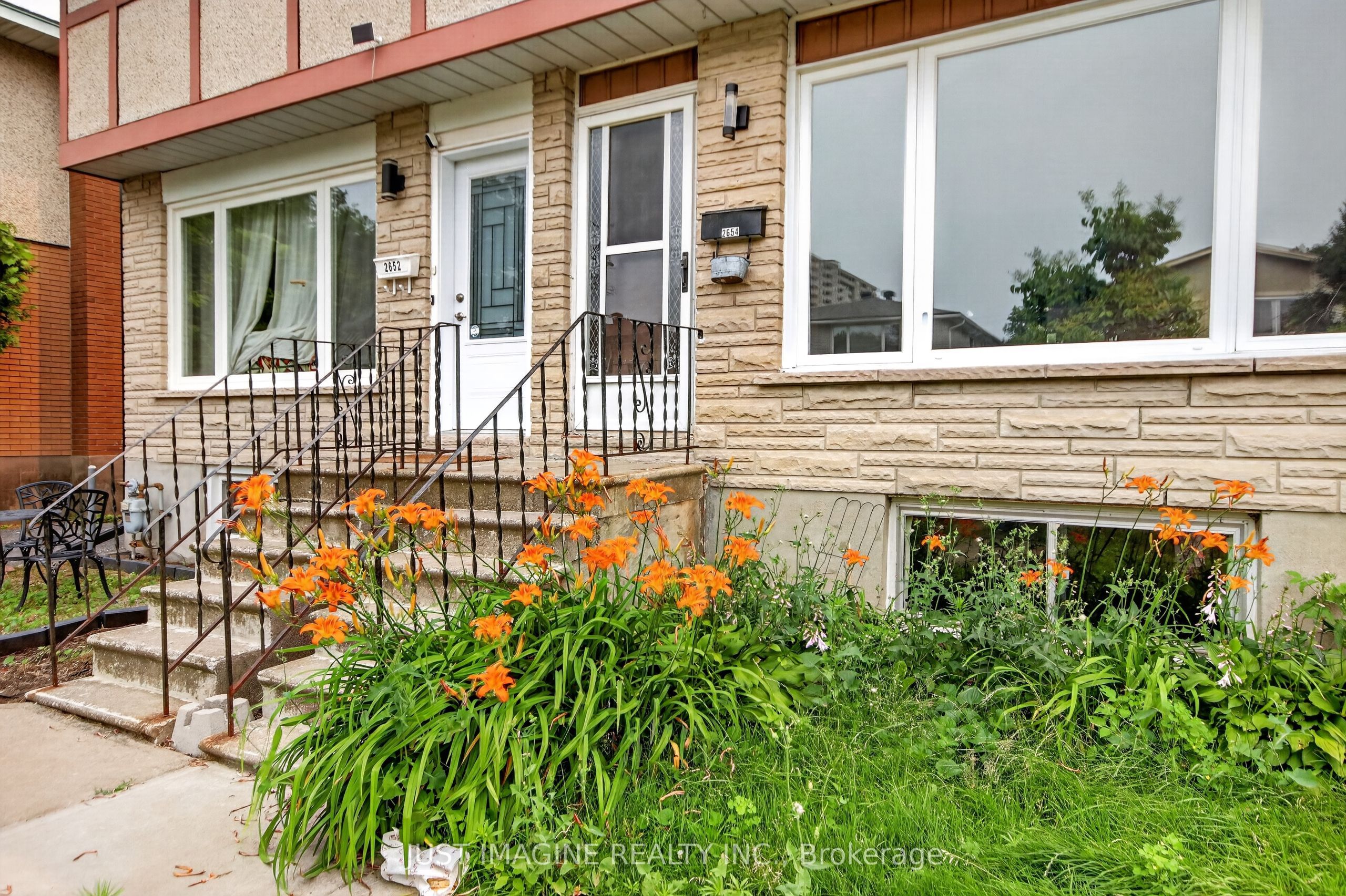 2654 Conn Street, Britannia - Lincoln Heights and Area, ON K2B 7C5 photo 4