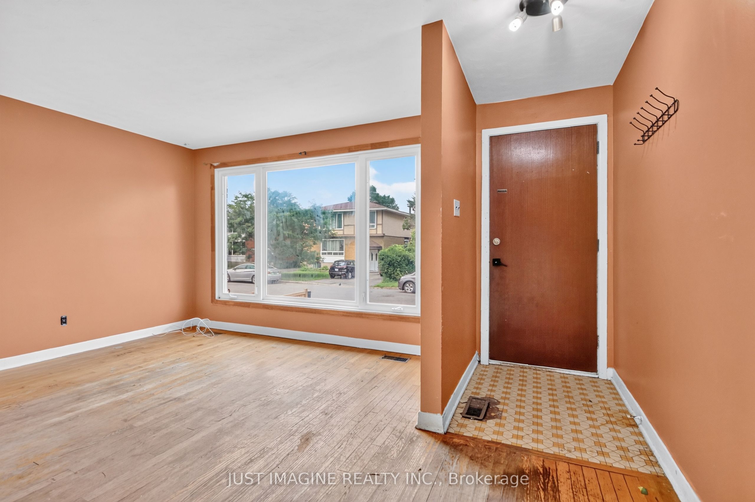 2654 Conn Street, Britannia - Lincoln Heights and Area, ON K2B 7C5 photo 5