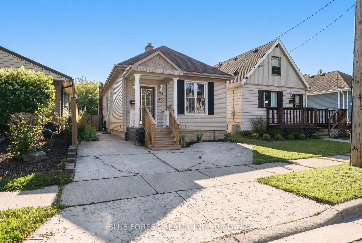 764 Curry Street, London East, ON N5Y 1N6 photo 2