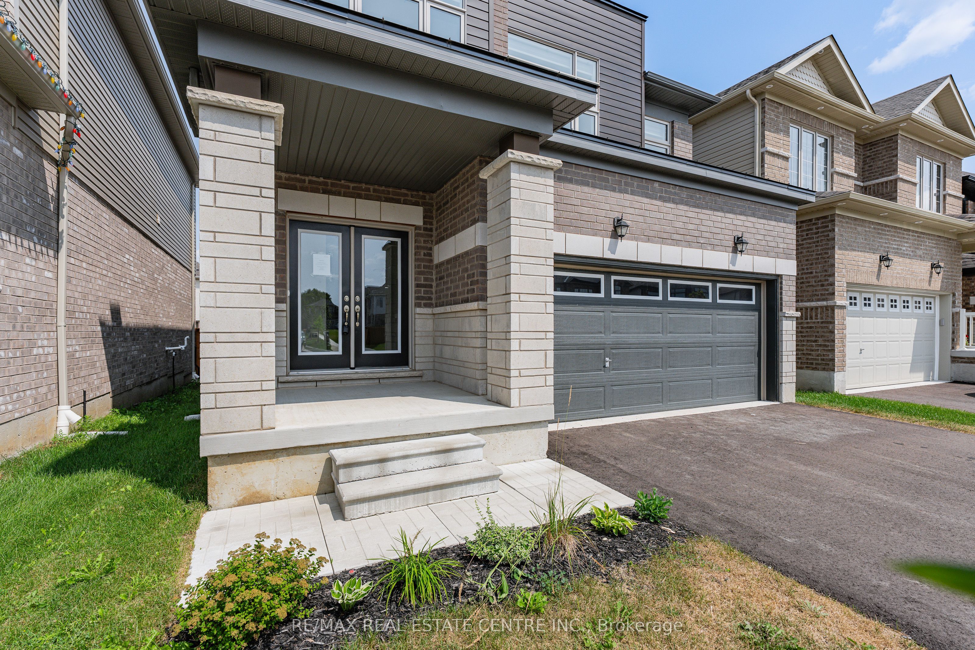 14 Heming Street, Brant, ON N3L 0M5 photo 4