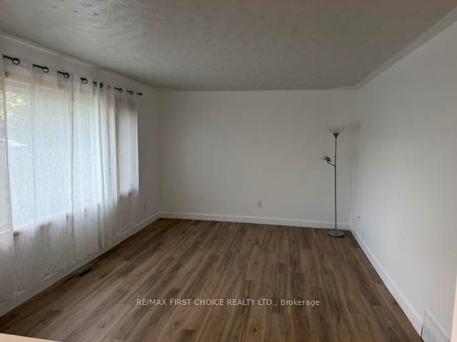 168 Windsor Street, Thunder Bay, ON P7B 1V3 photo 5