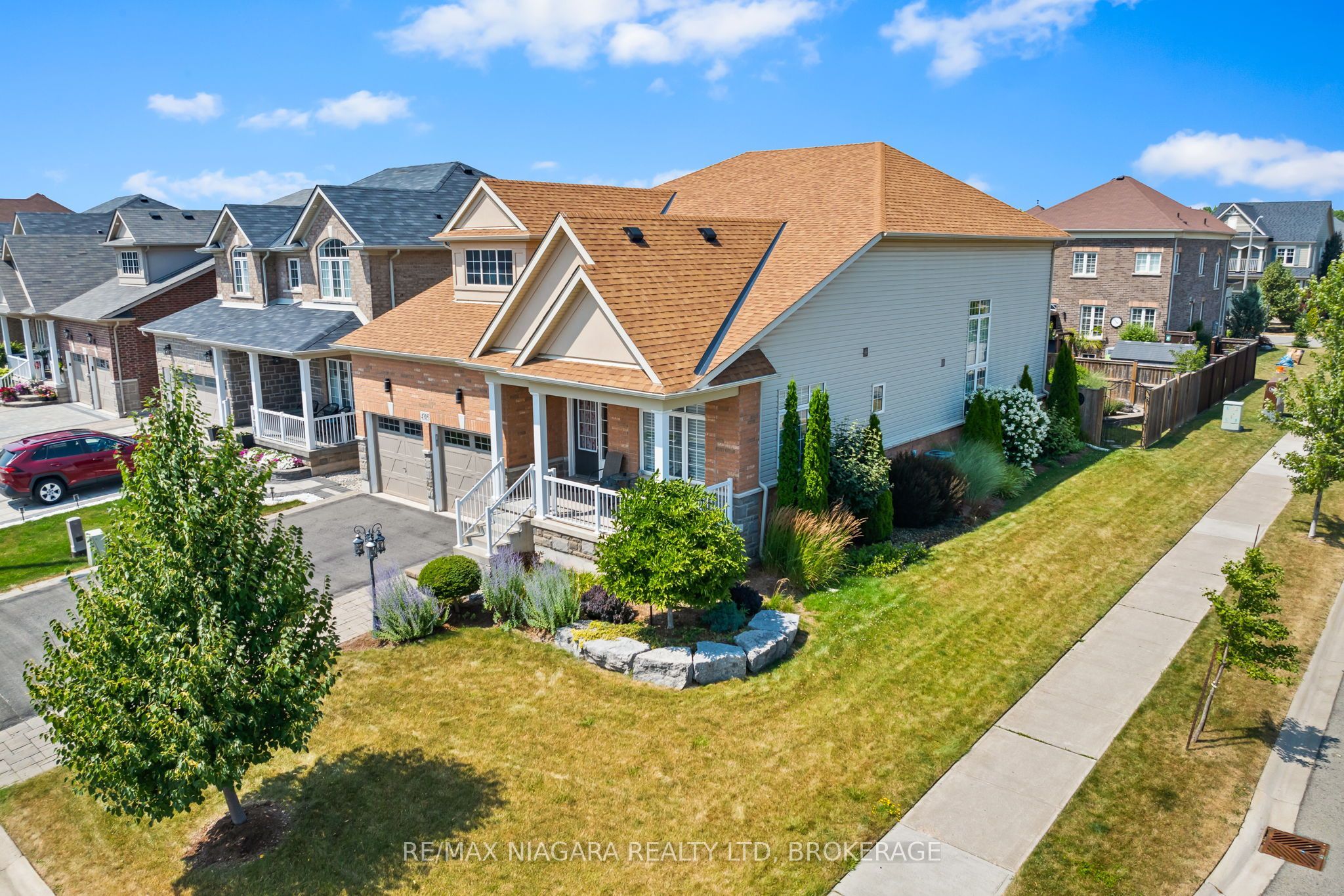 4385 Cinnamon Grove, Niagara Falls, ON L2G 0G2 photo 3